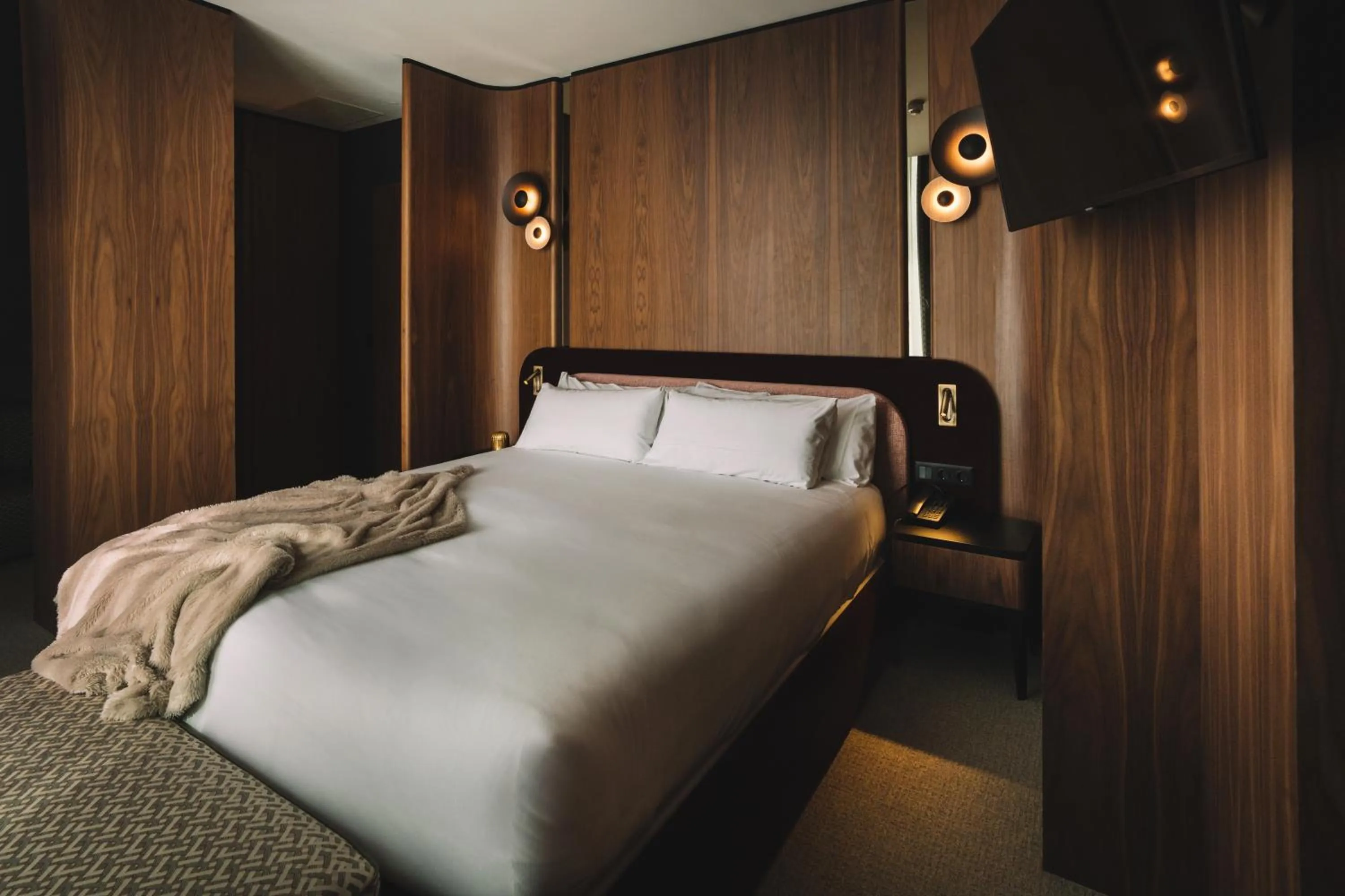 Bed in Hotel Pinar Plaza