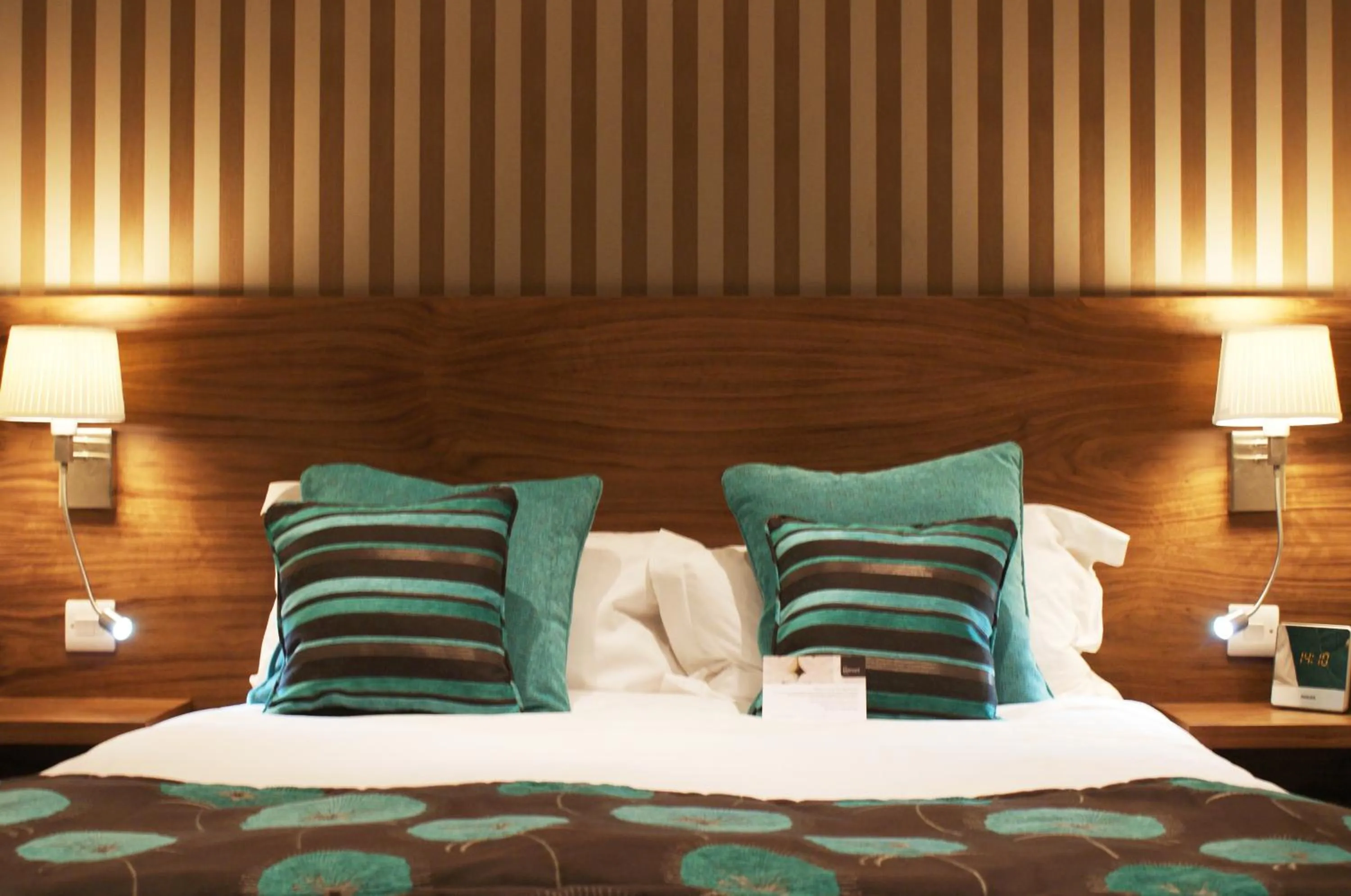 Bed in Belmont Hotel Leicester