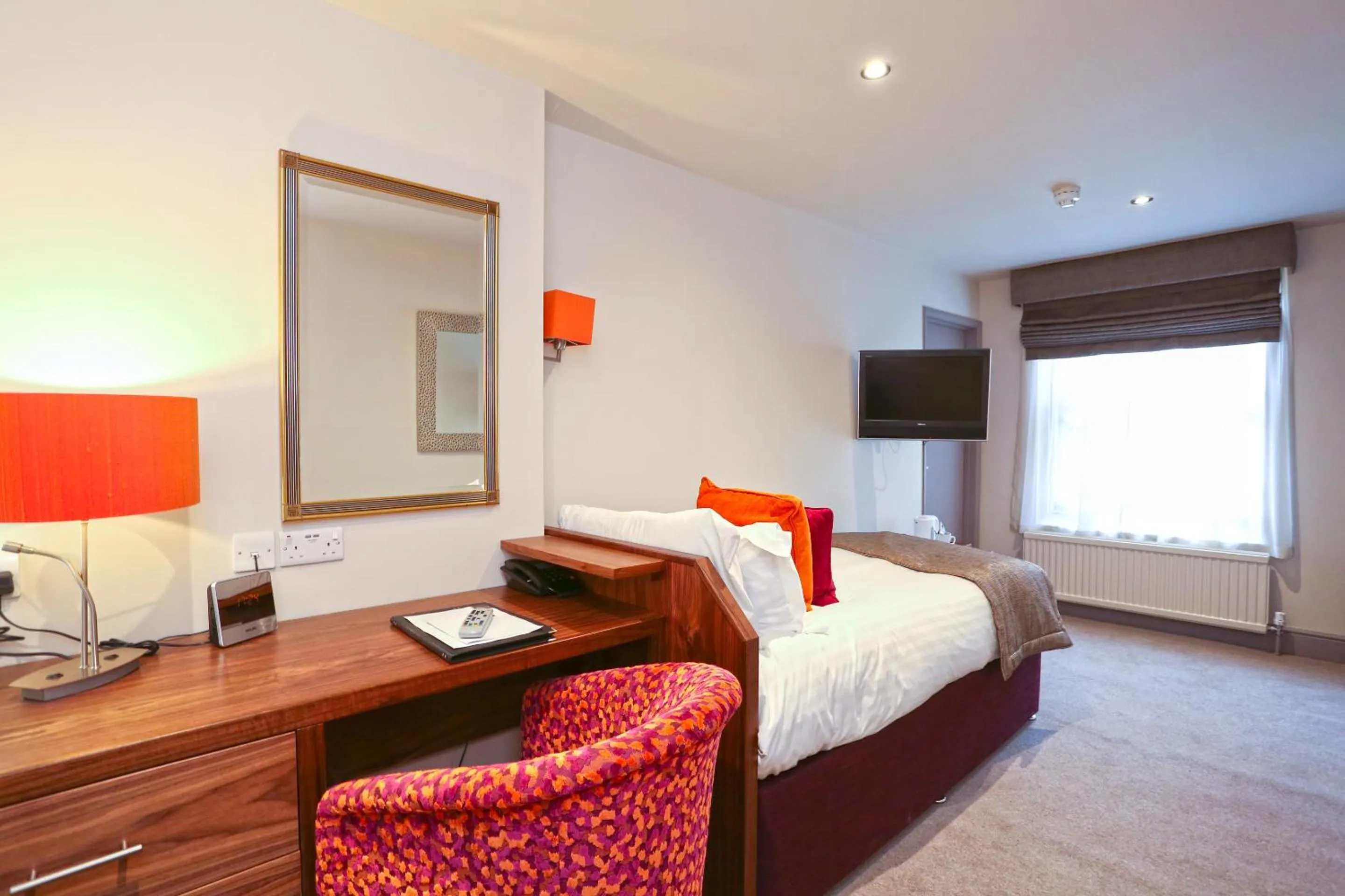 Day, Bed in Belmont Hotel Leicester