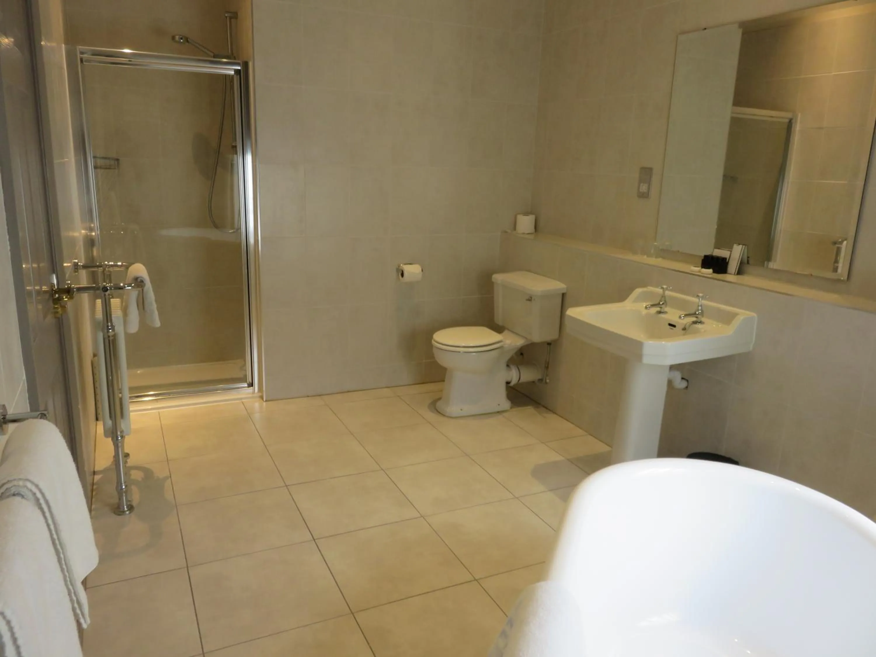 Bathroom in Belmont Hotel Leicester