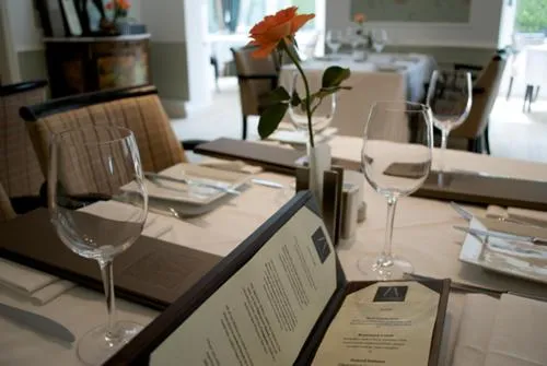 Restaurant/places to eat in The Falcon Hotel