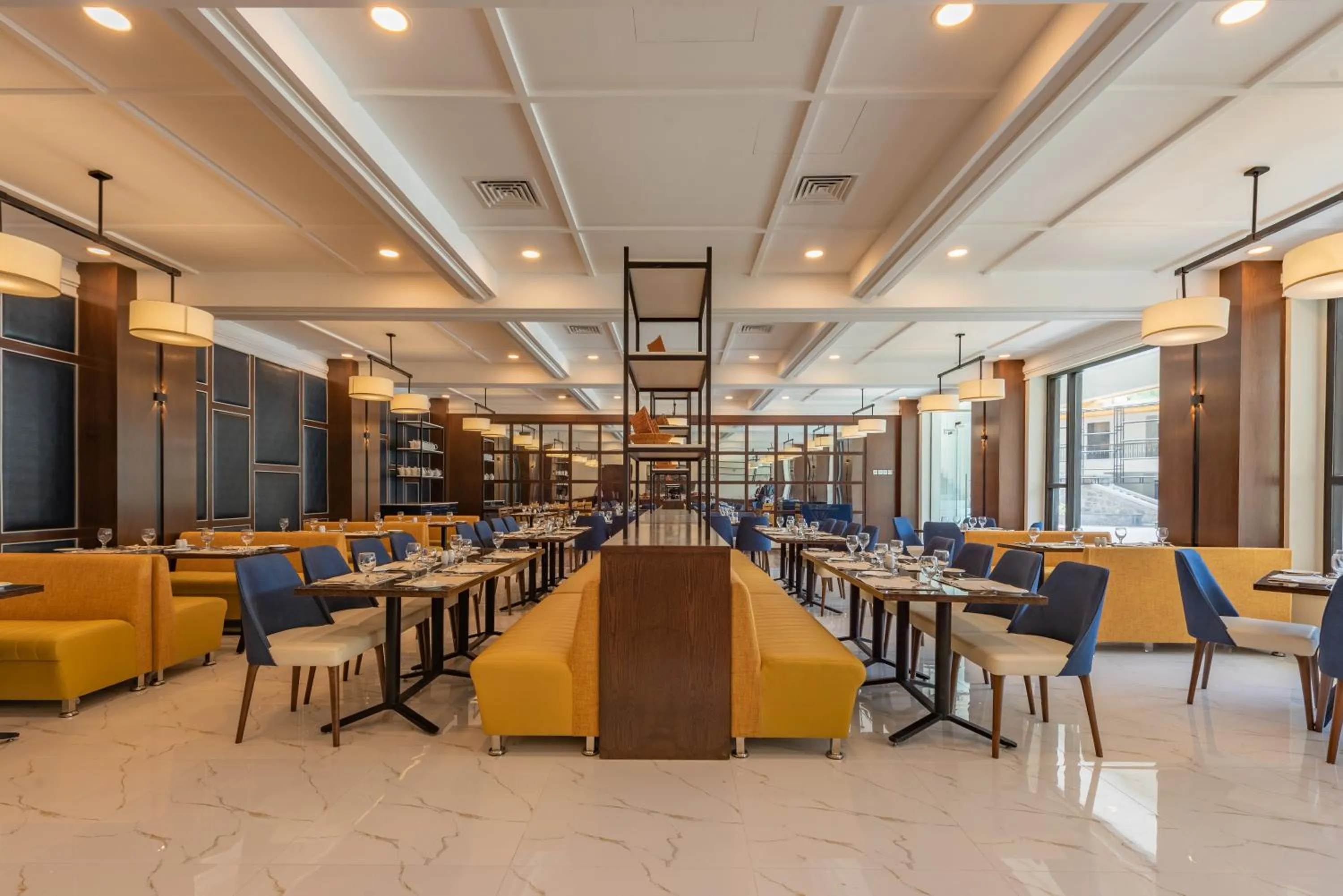 Restaurant/places to eat in PC Legacy Hunza