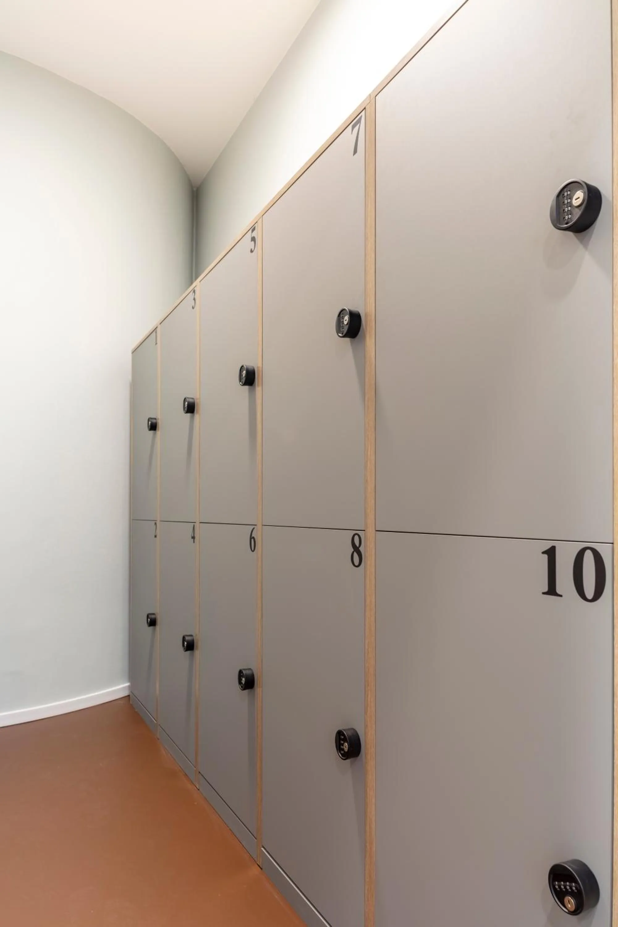 microwave in Numa Munich Blend