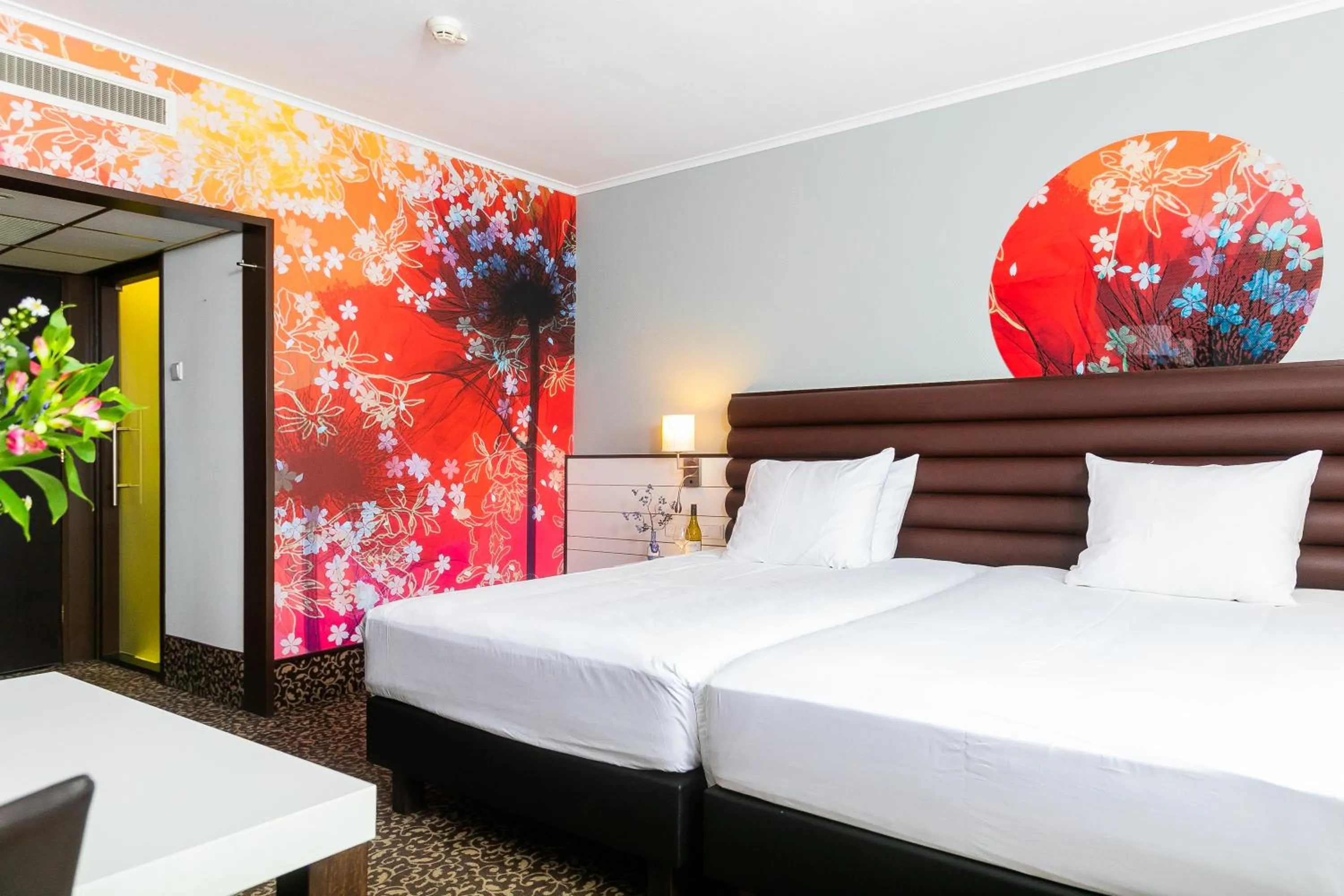 Bed in Golden Tulip Hotel Central