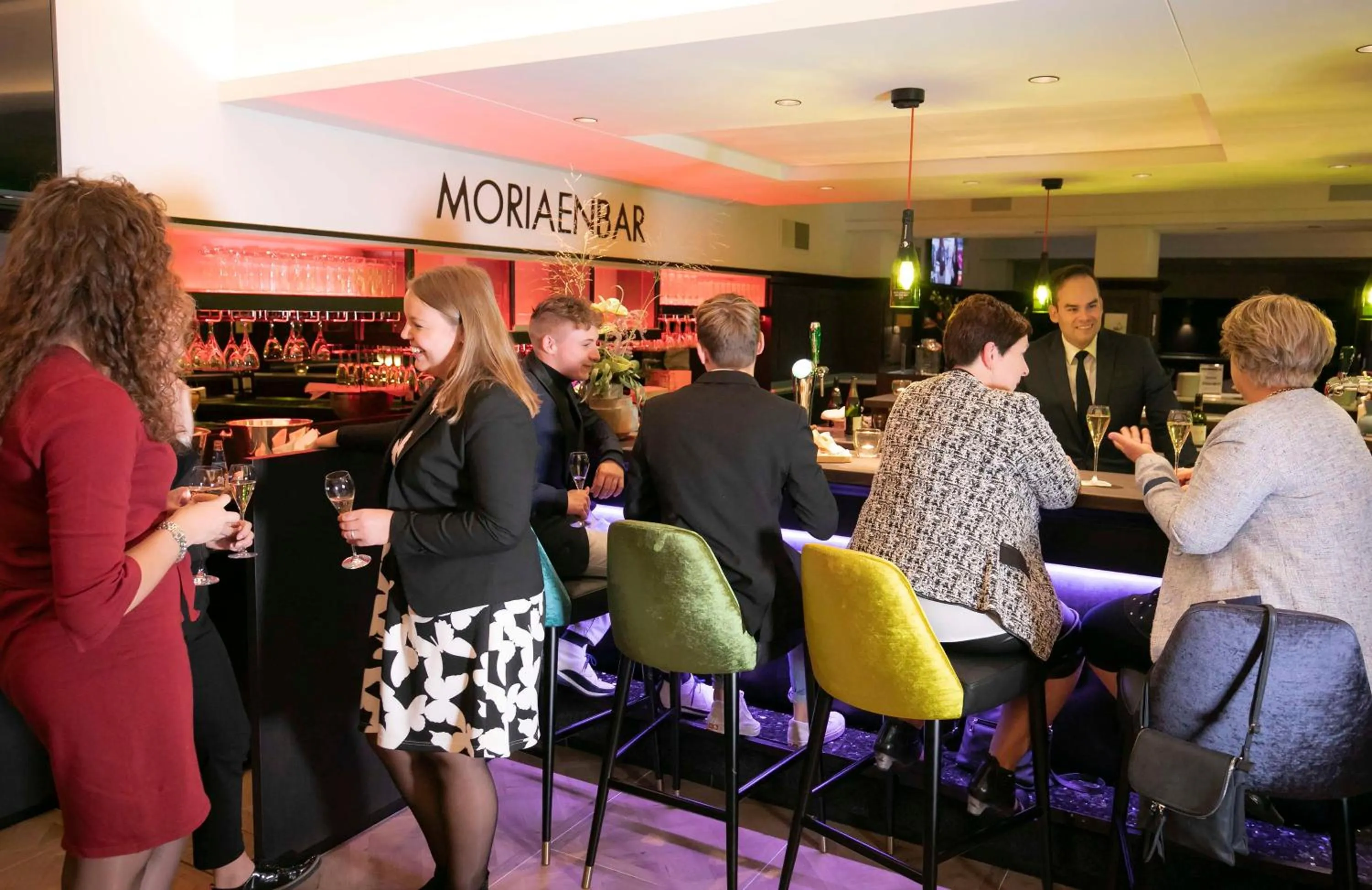 Lounge or bar in Golden Tulip Hotel Central