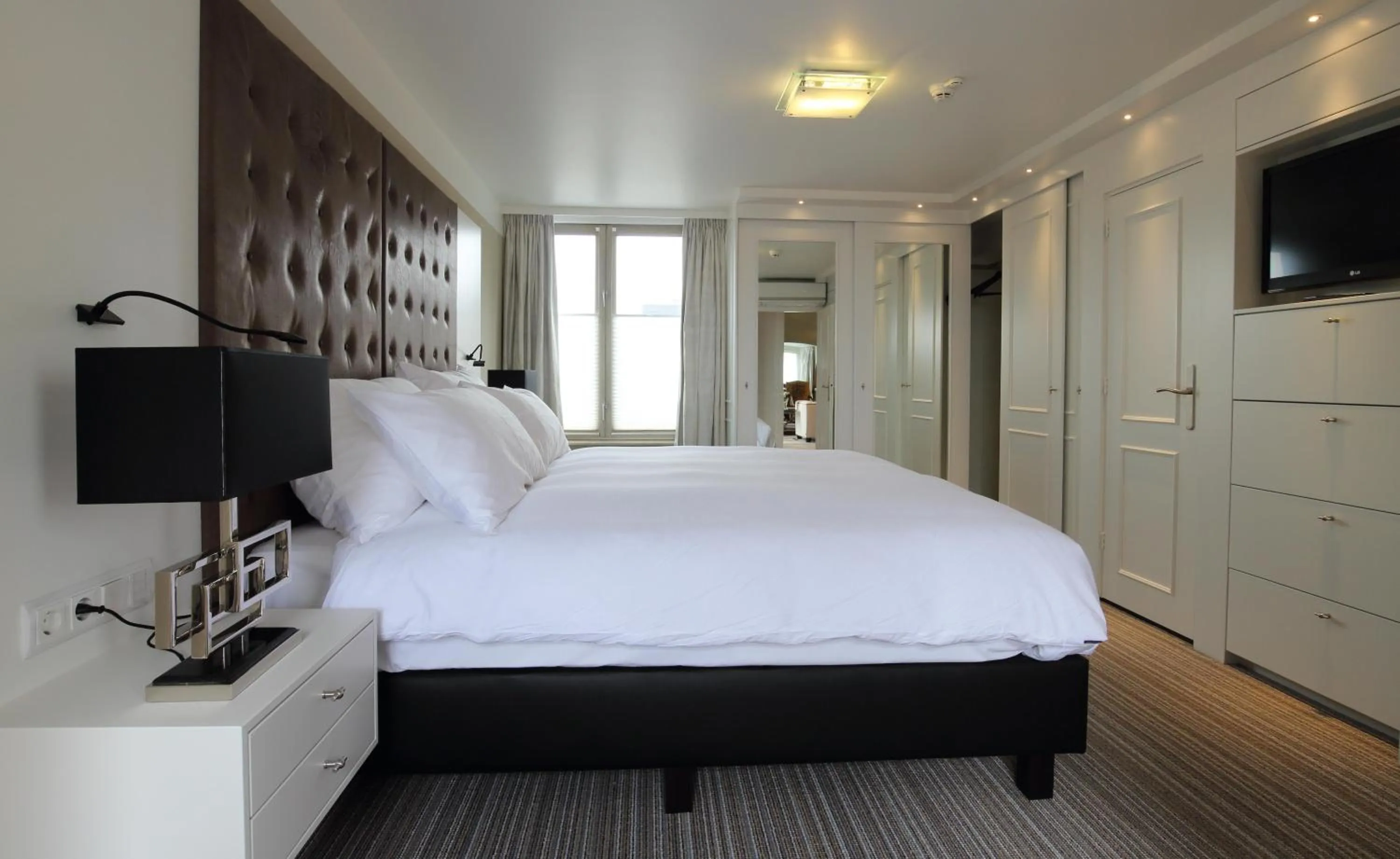 Photo of the whole room, Bed in Golden Tulip Hotel Central