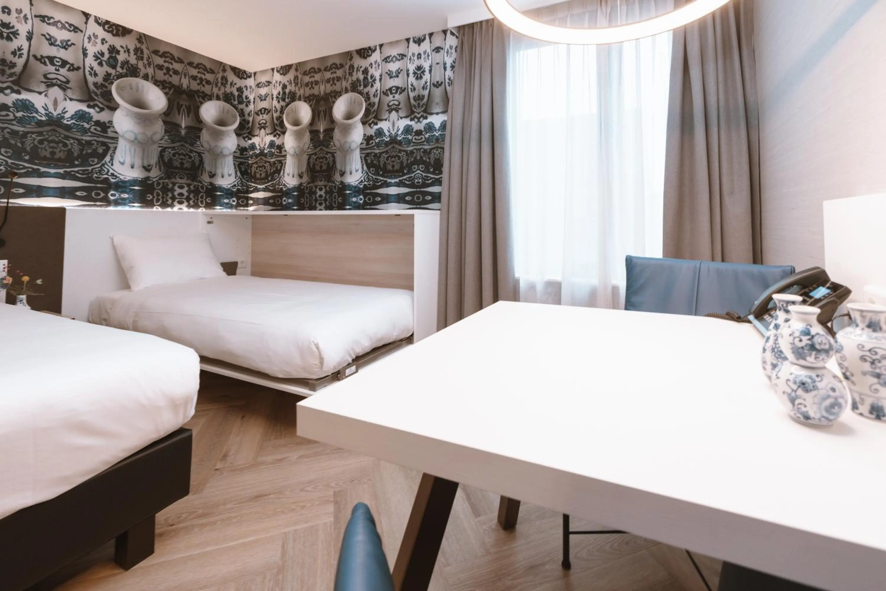 Bed in Golden Tulip Hotel Central