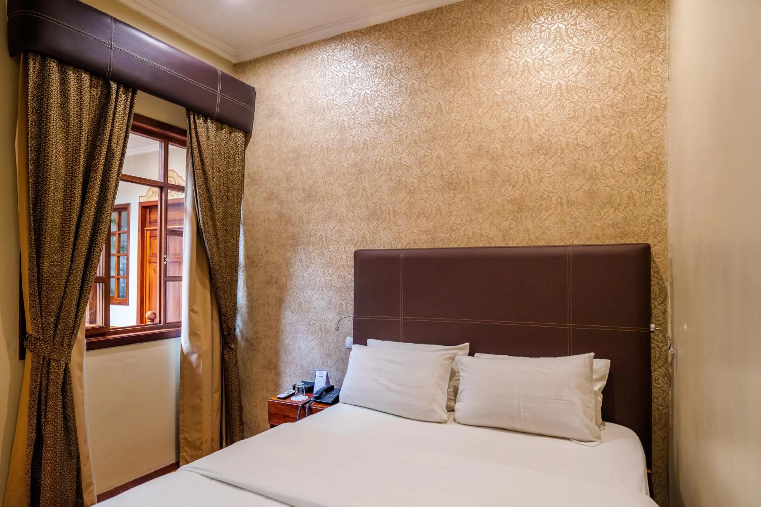 Bed in Santa Lucia House - Forum