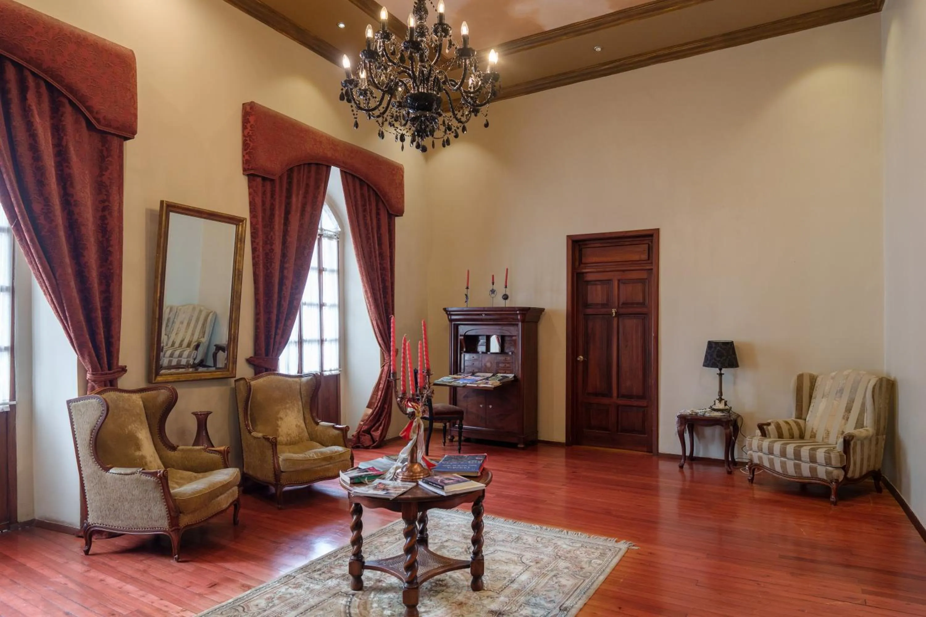 Living room in Santa Lucia House - Forum