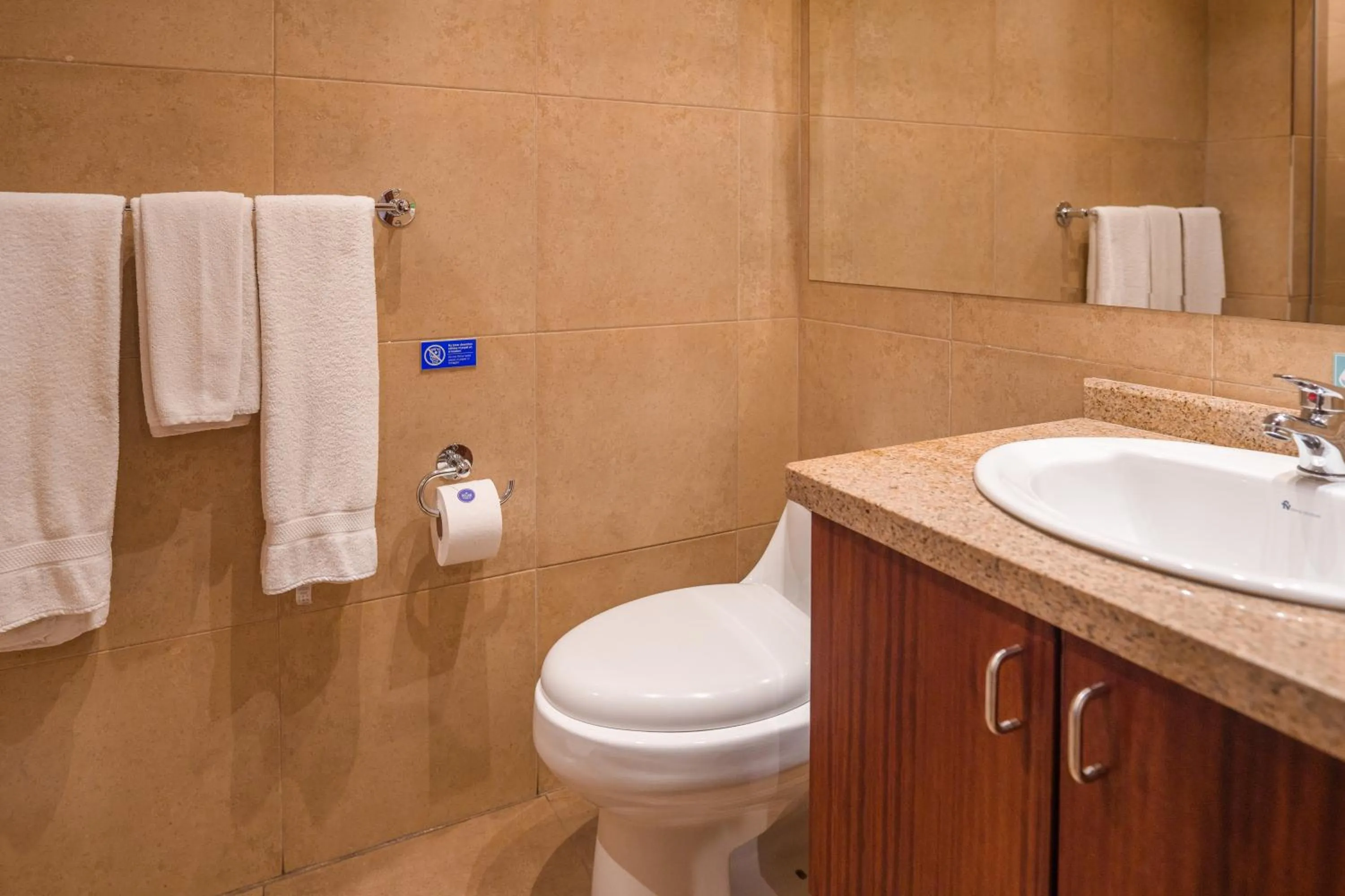 Shower in Santa Lucia House - Forum