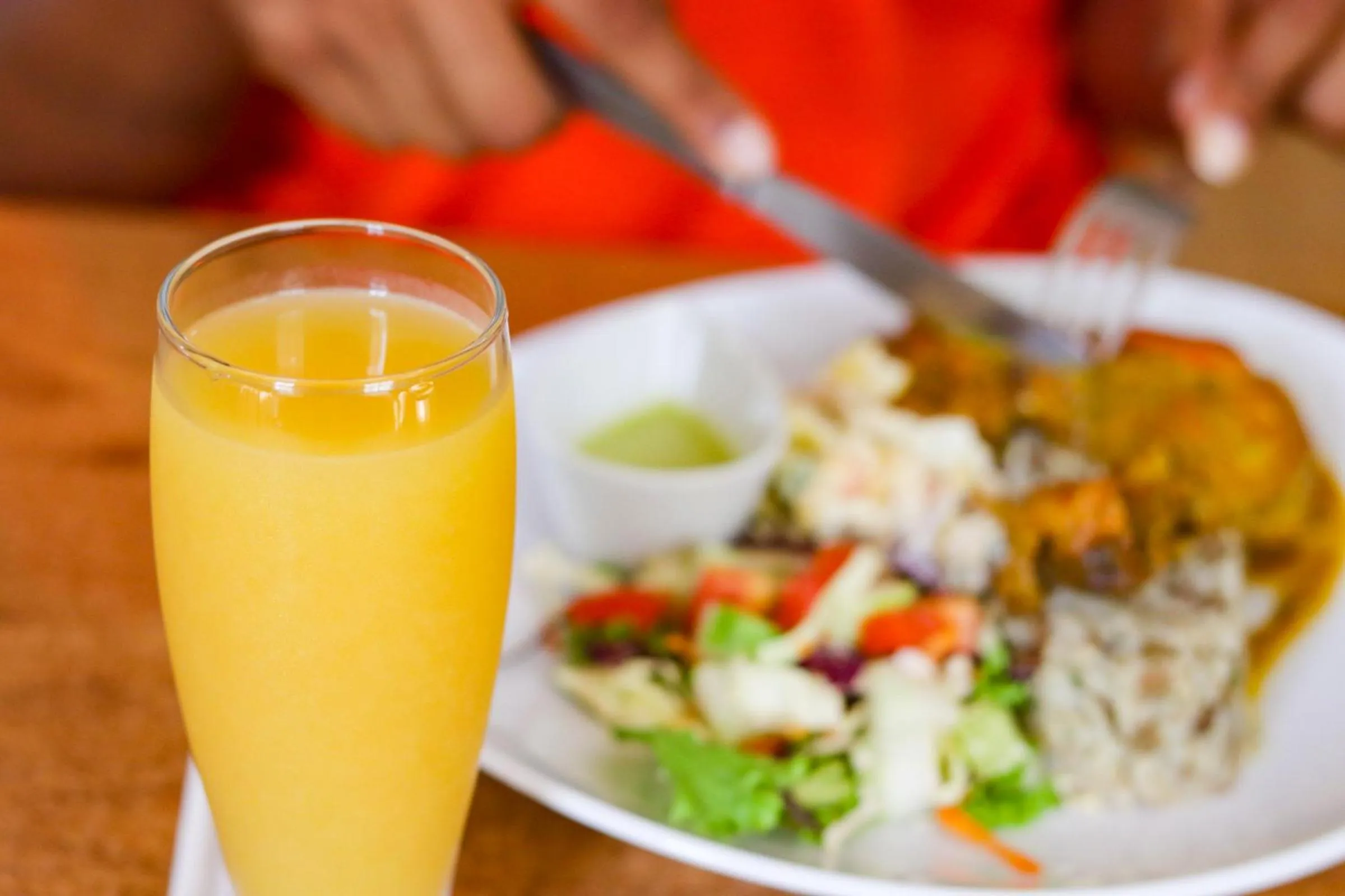 Restaurant/places to eat in La Flamboyant Hotel