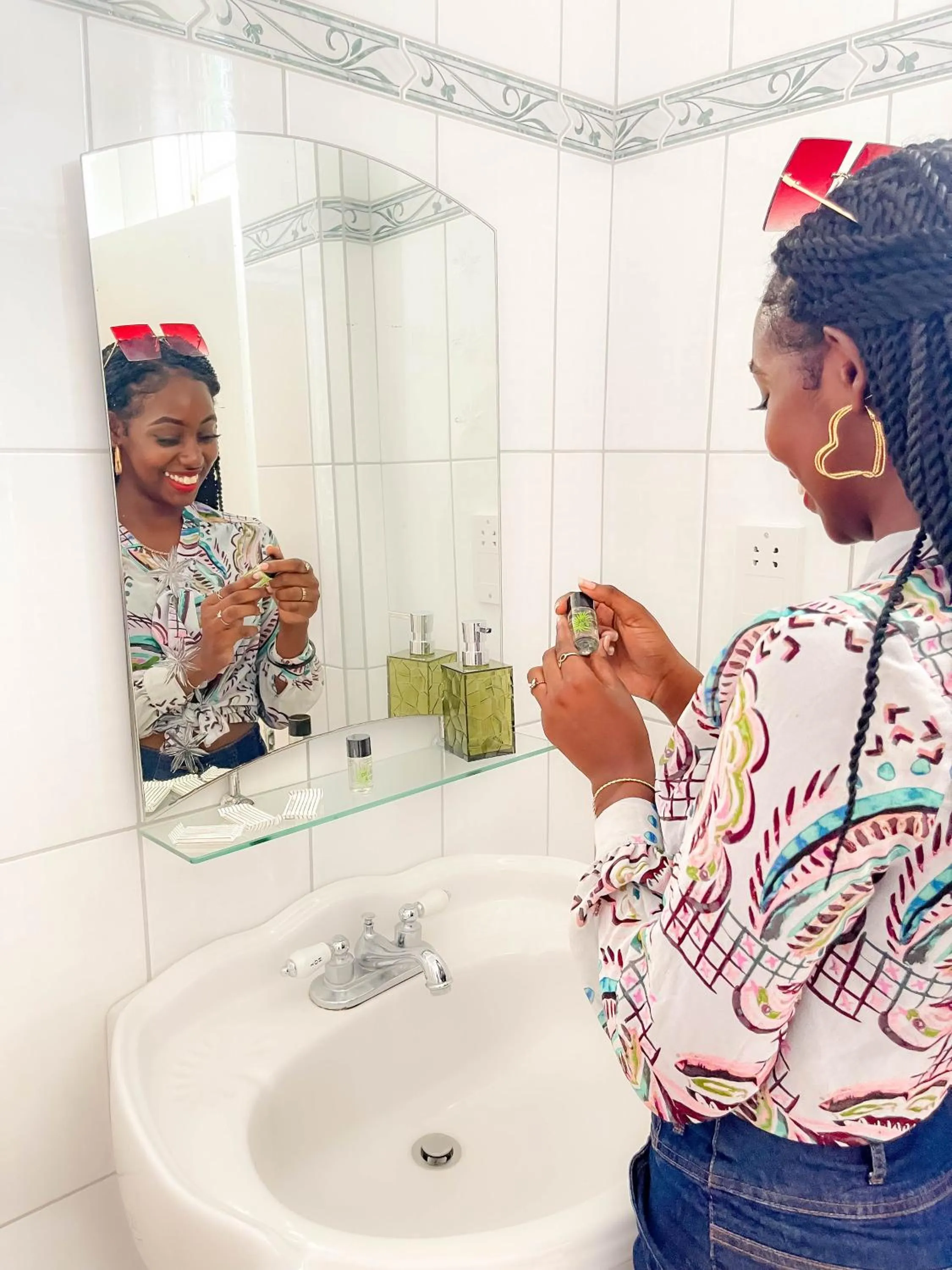 Bathroom in La Flamboyant Hotel
