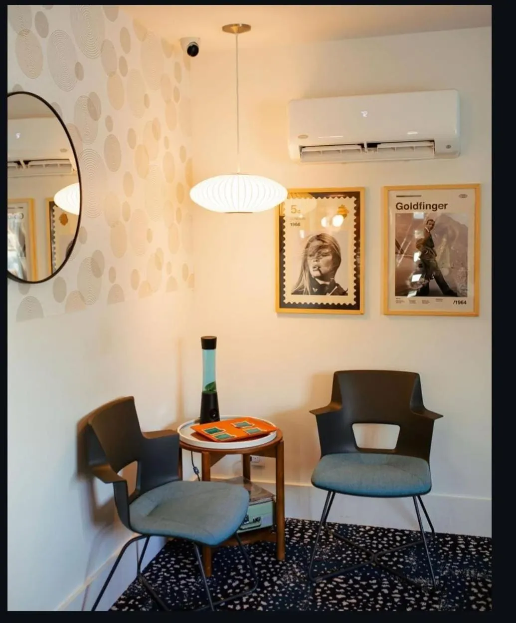 Lobby or reception in Little Mod Hotel at the University