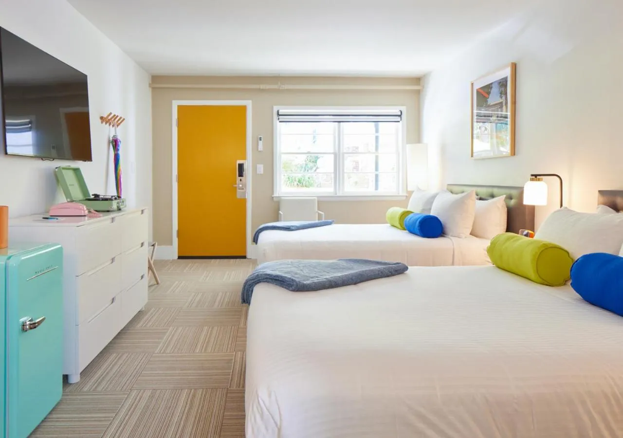 Bedroom, Bed in Little Mod Hotel at the University