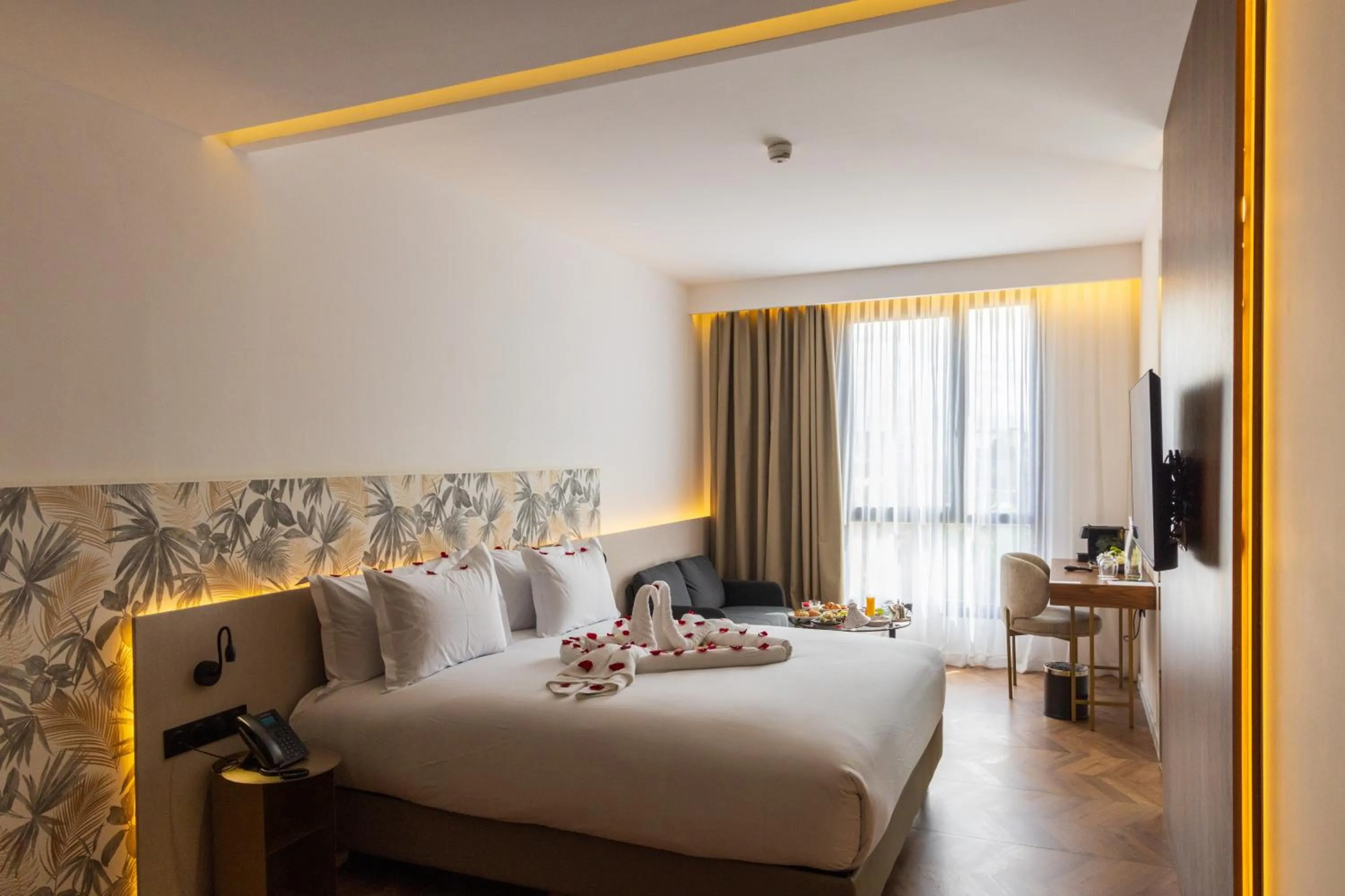 Bedroom, Bed in DIAGONAL HOTEL