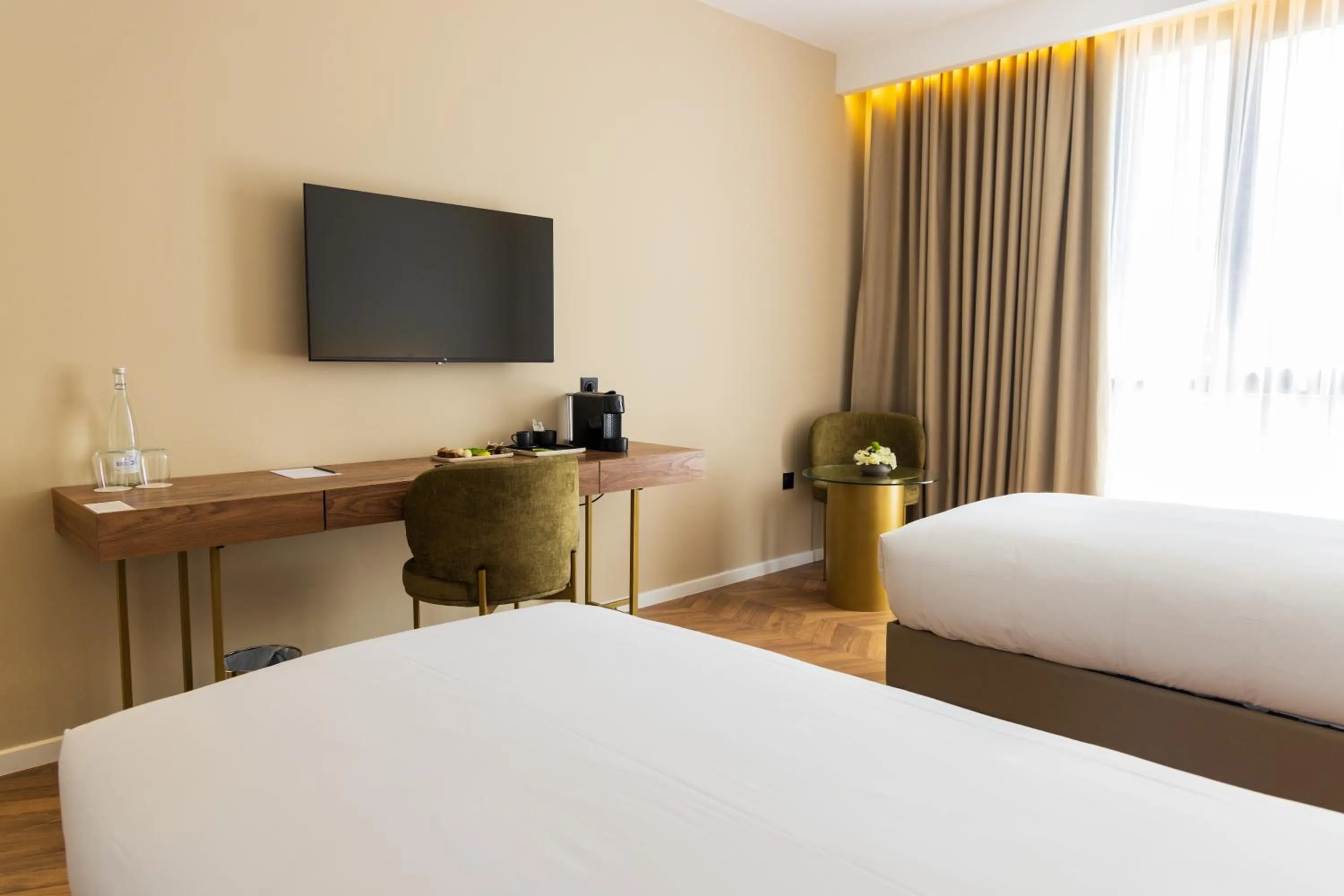 Bedroom, Bed in DIAGONAL HOTEL