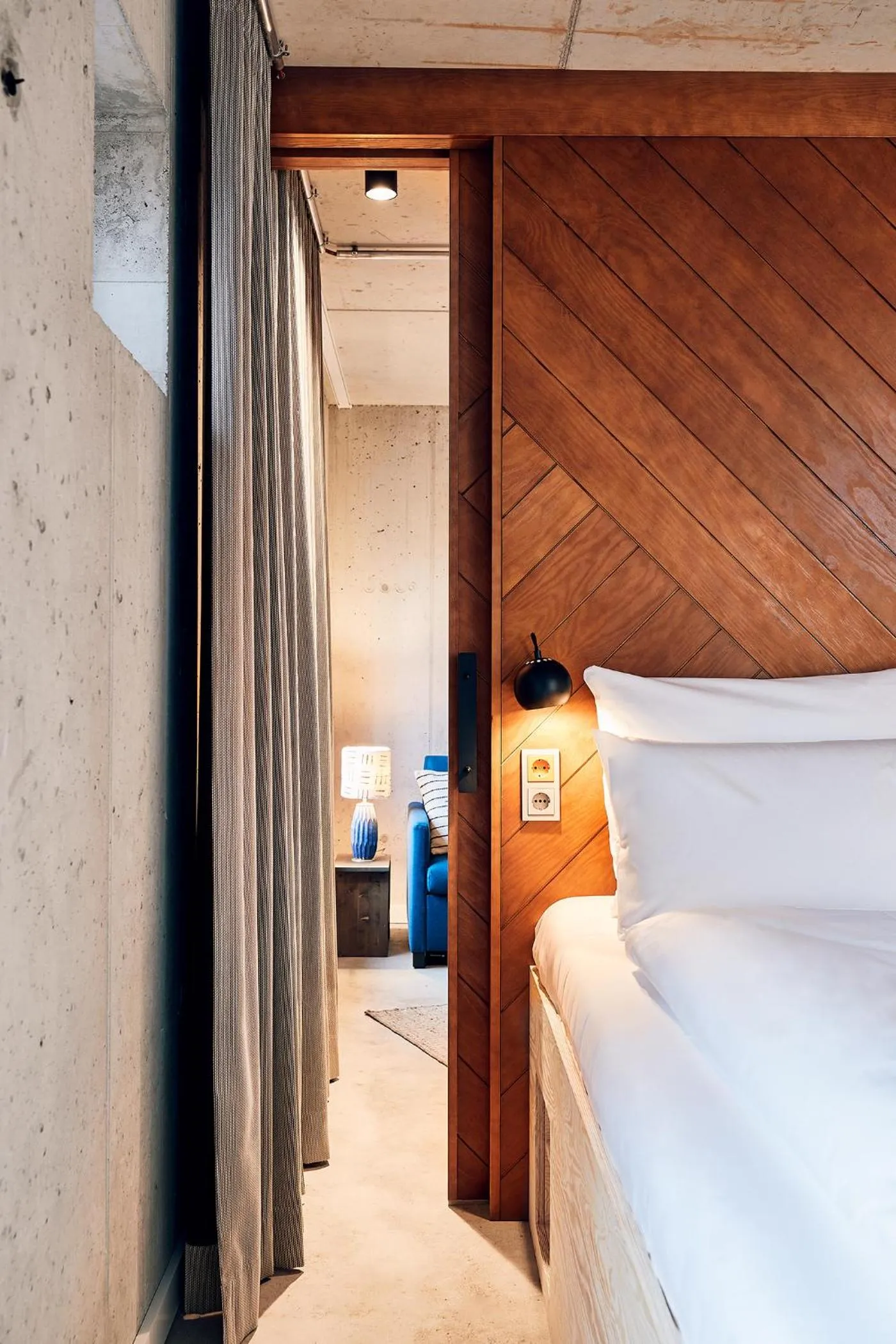 Bed in Villa Viva Hamburg - Neueröffnung Nov 2023