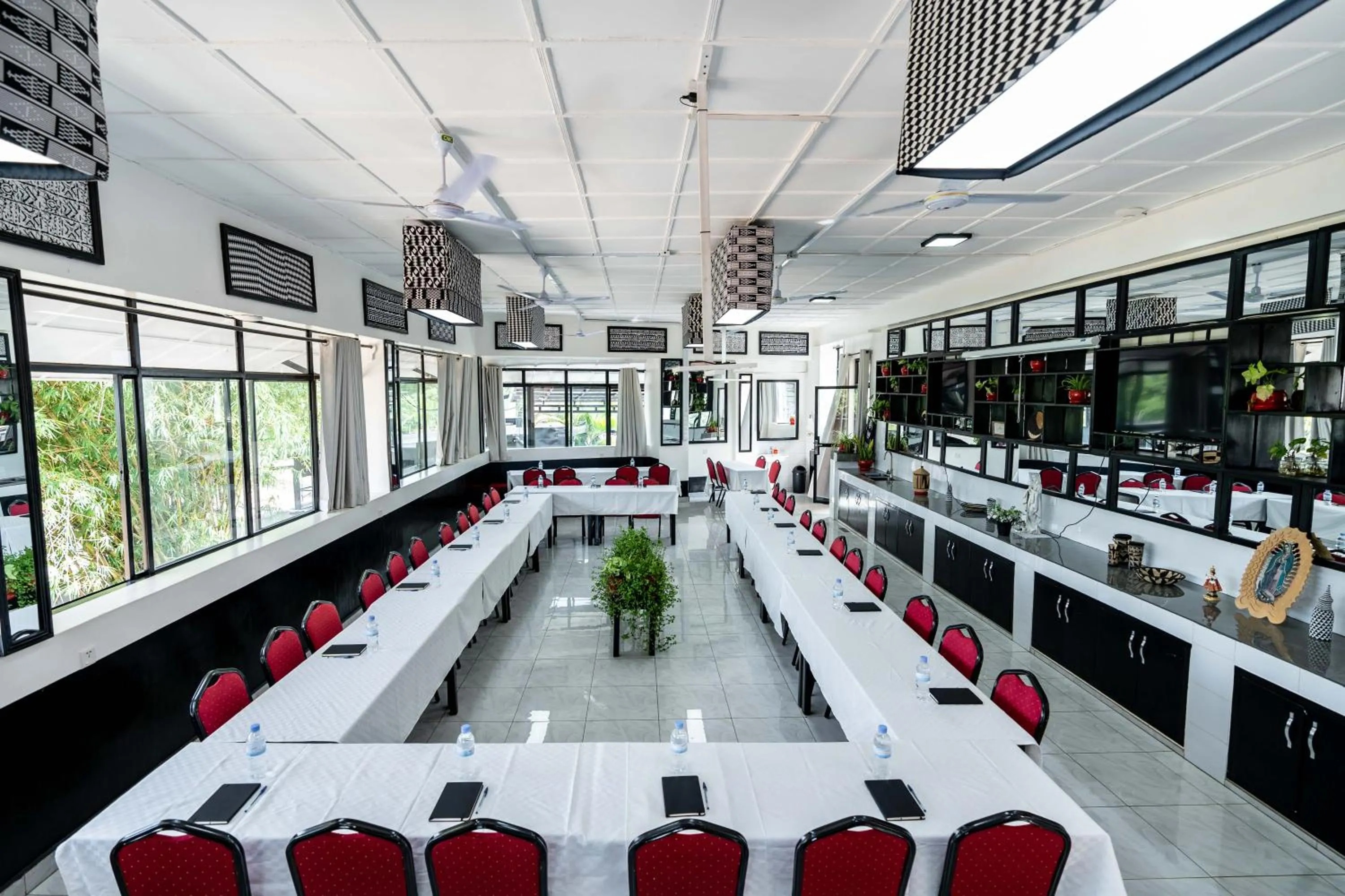 Blue Veil Villa Hotel