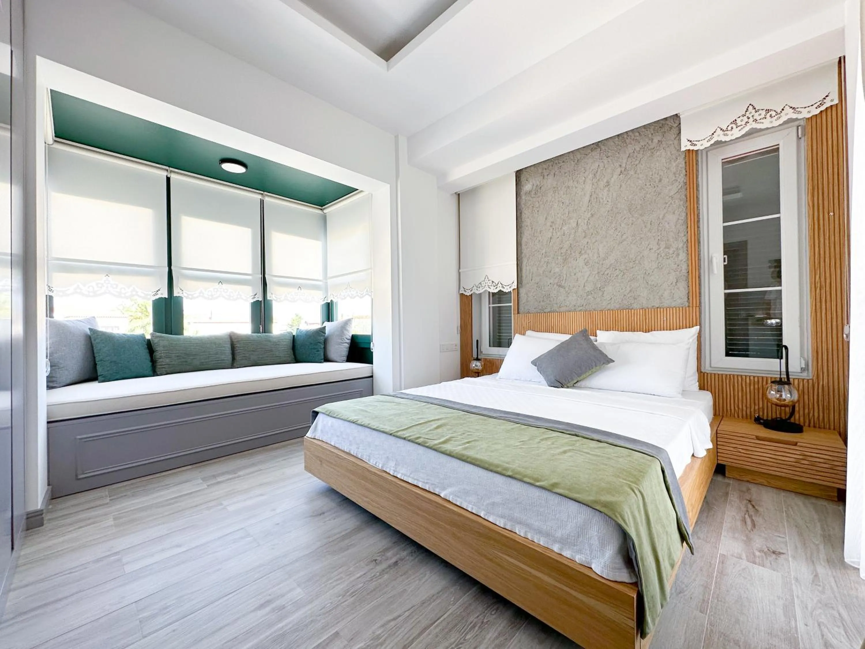 Photo of the whole room, Bed in Müzeyyen Hanım Konağı Alaçatı