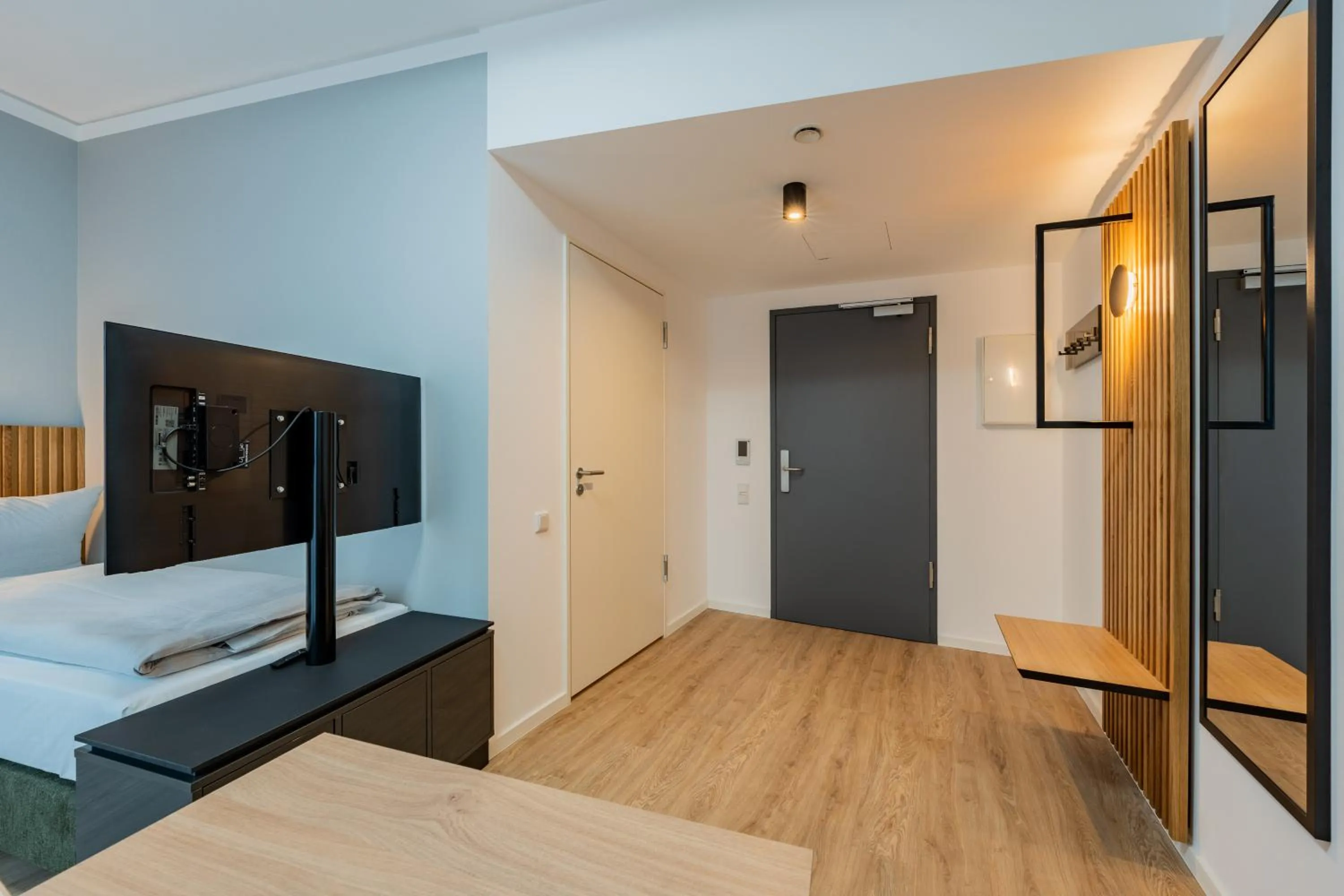 Photo of the whole room in Nena Apartments Berlin Adlershof