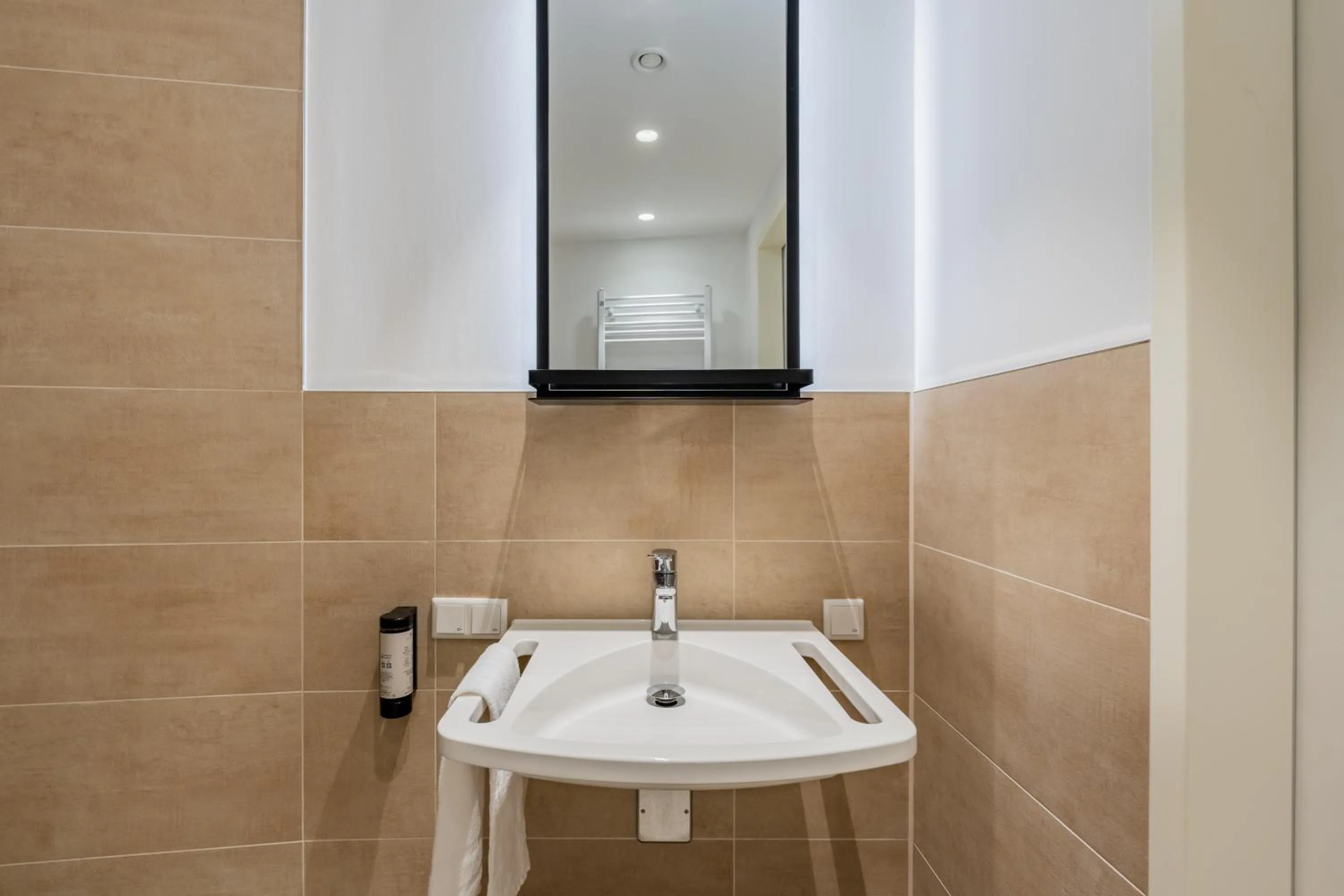 Bathroom in Nena Apartments Berlin Adlershof