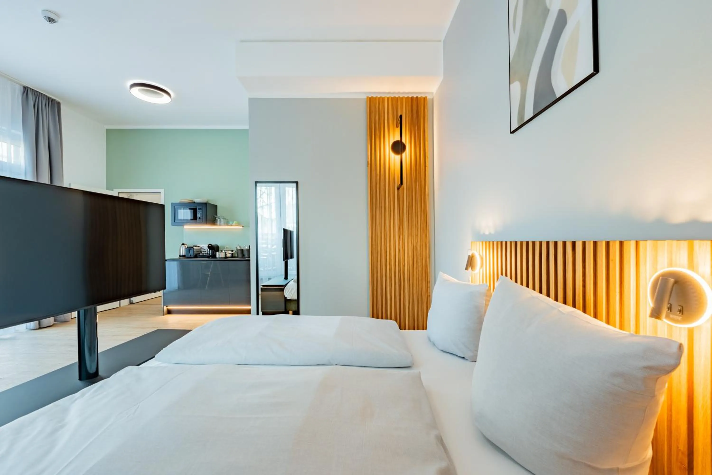 Photo of the whole room in Nena Apartments Berlin Adlershof