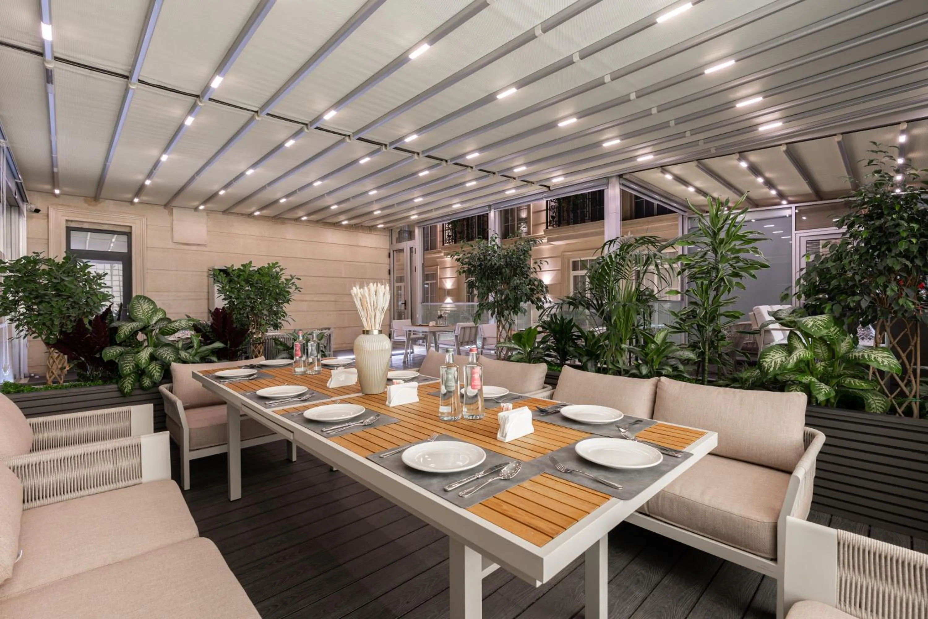 Restaurant/places to eat in Europe Hotel Tashkent