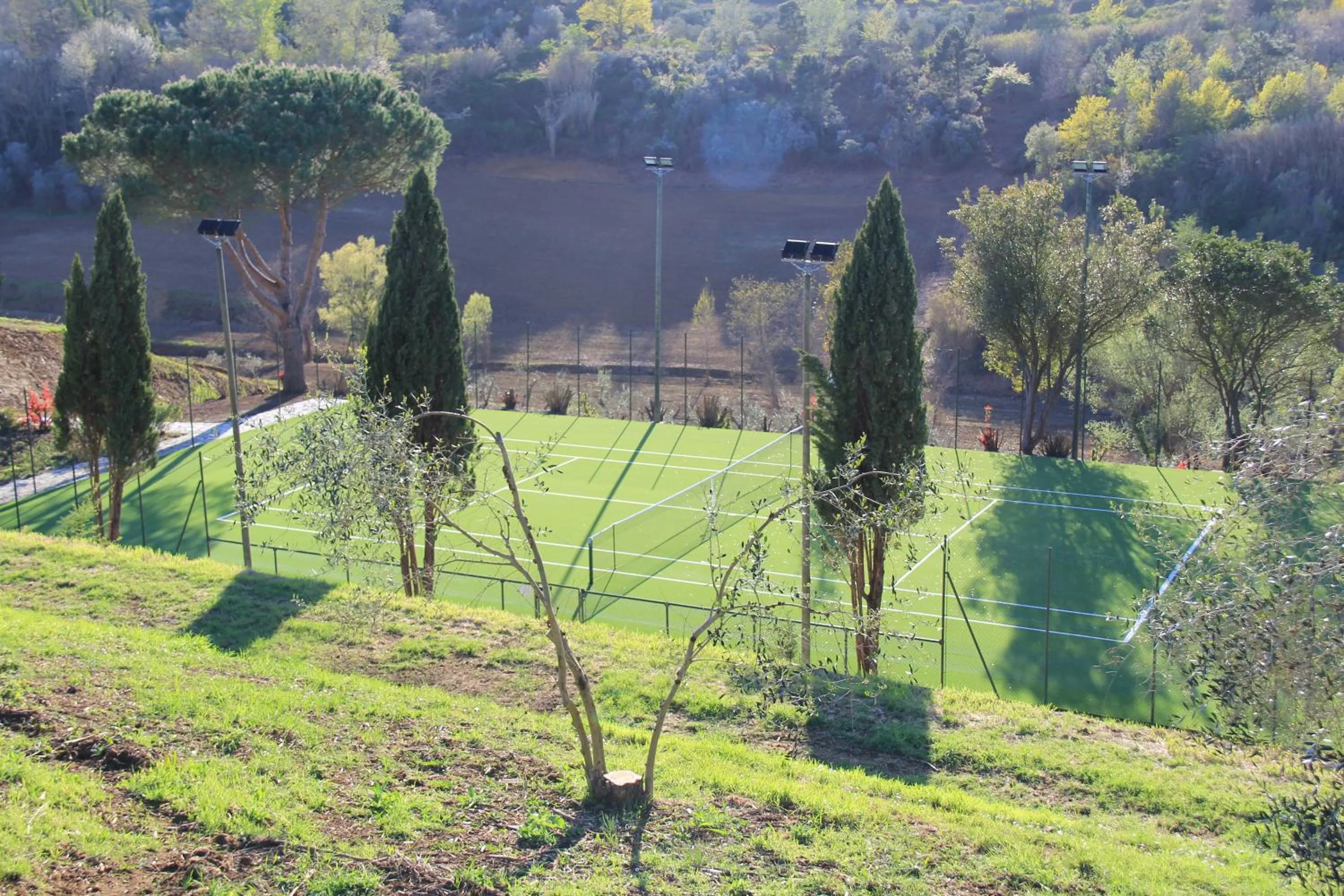 Tennis court in Villa Delia Hotel and Cooking School
