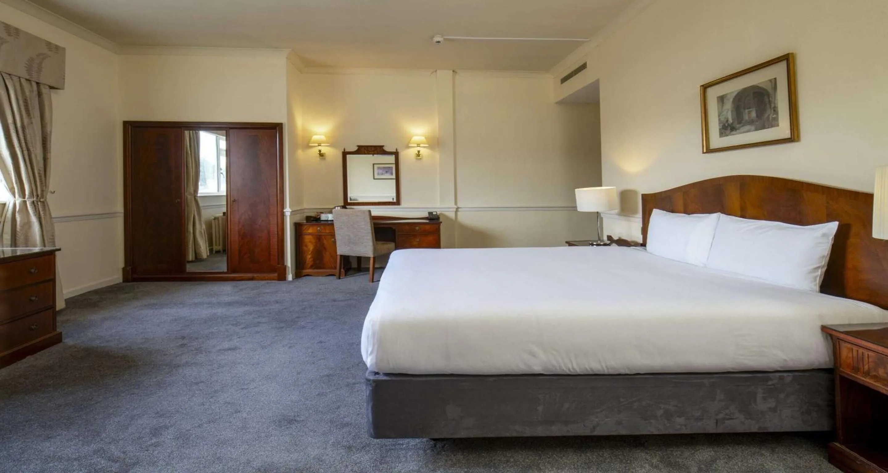 Bedroom, Bed in Bournemouth Carlton Hotel, BW Signature Collection