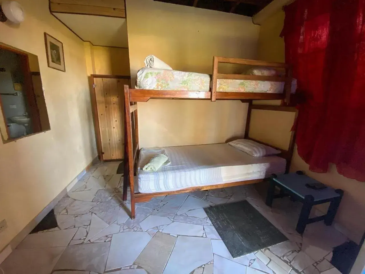 Two-Bedroom Apartment in Yellow Moon Guesthouse & Apartments Two-Bedroom Apartment in Yellow Moon Guesthouse & Apartments