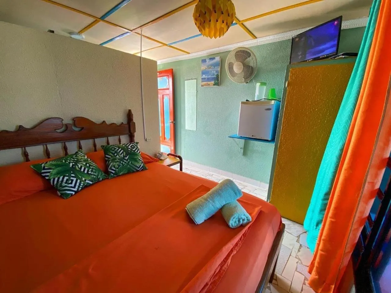 Bed in Yellow Moon Guesthouse & Apartments