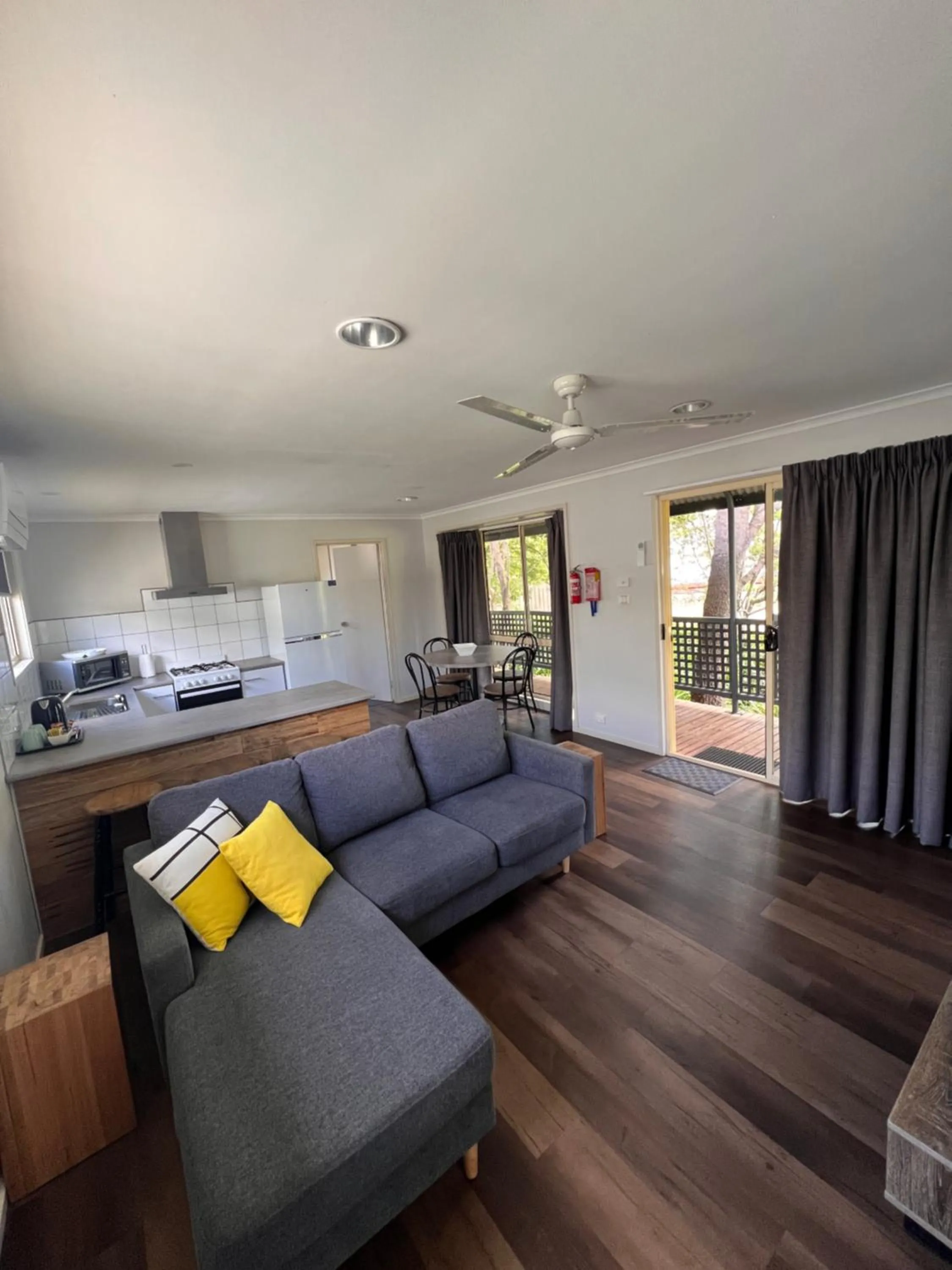 Property building in Ocean Grove Holiday Park