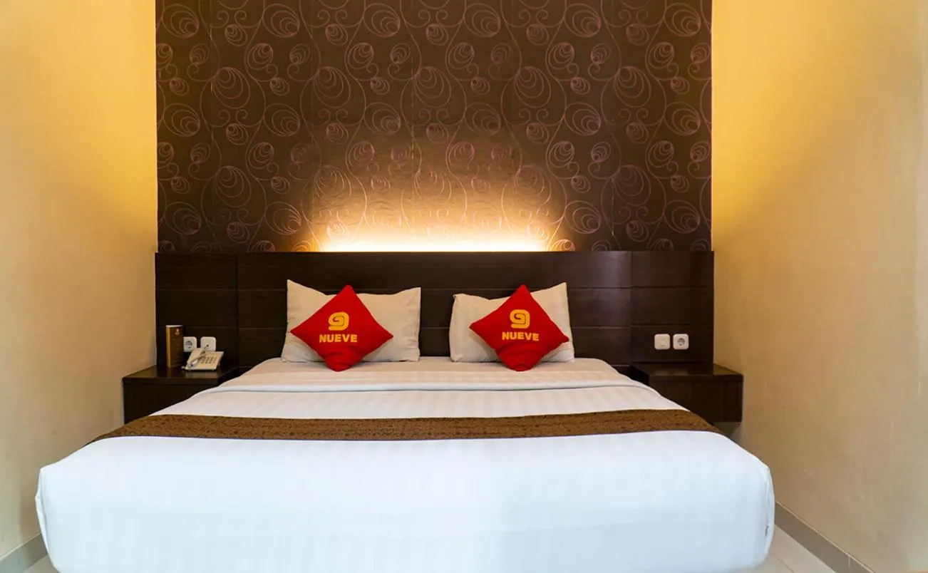 Bed in Nueve Malioboro Hotel Yogyakarta