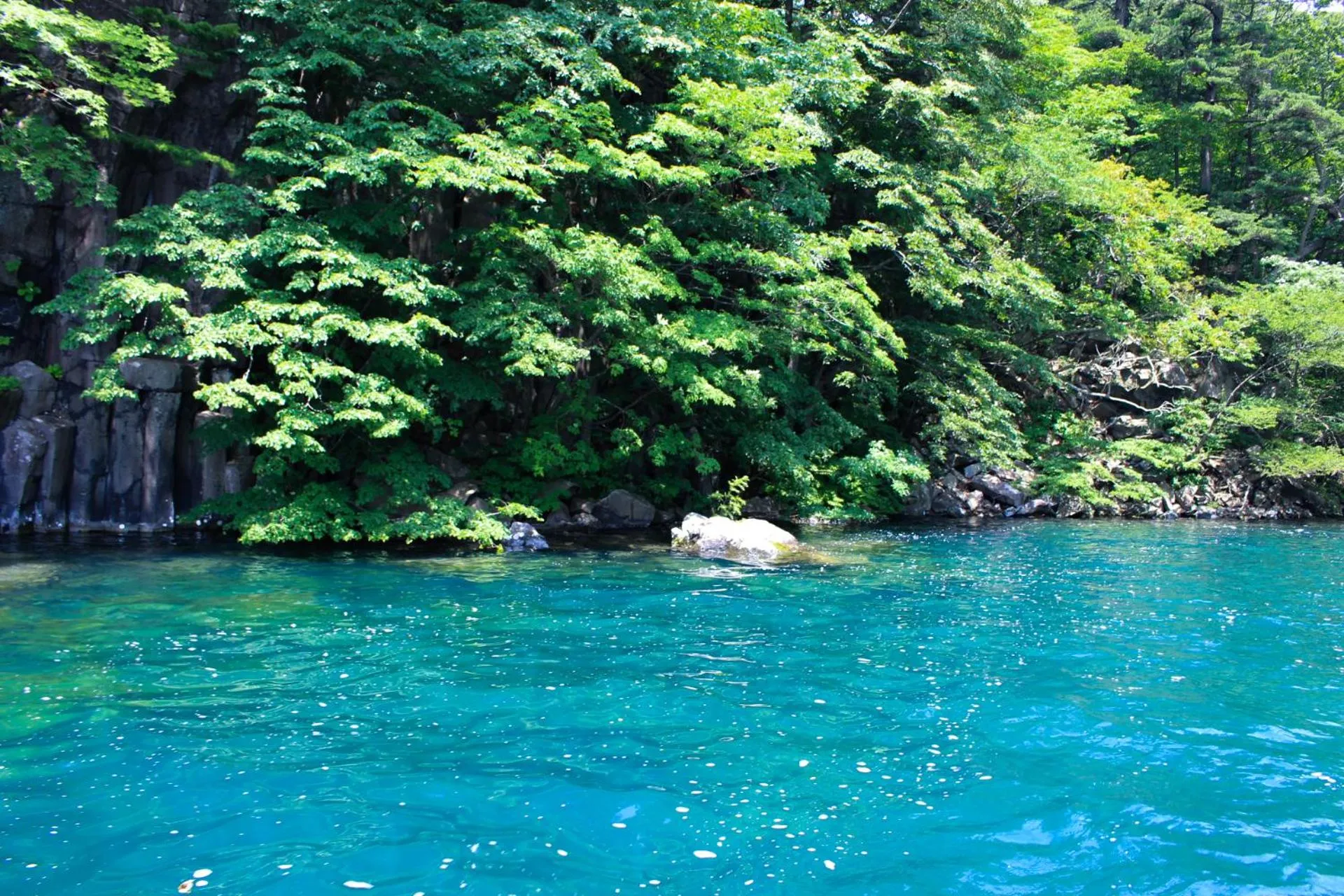 Entertainment in Towadako Lakeside Hotel