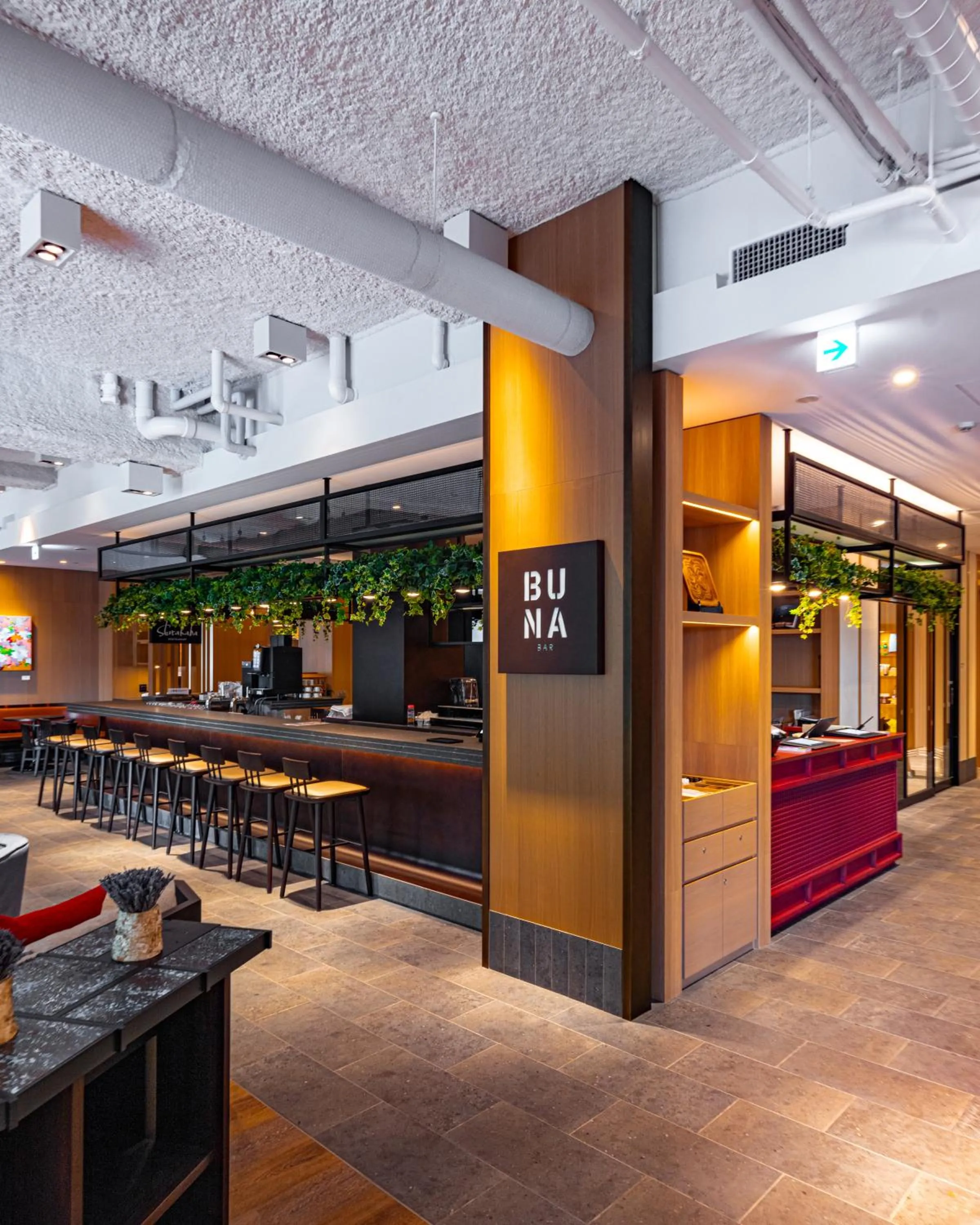 Restaurant/places to eat in Nozo Hotel