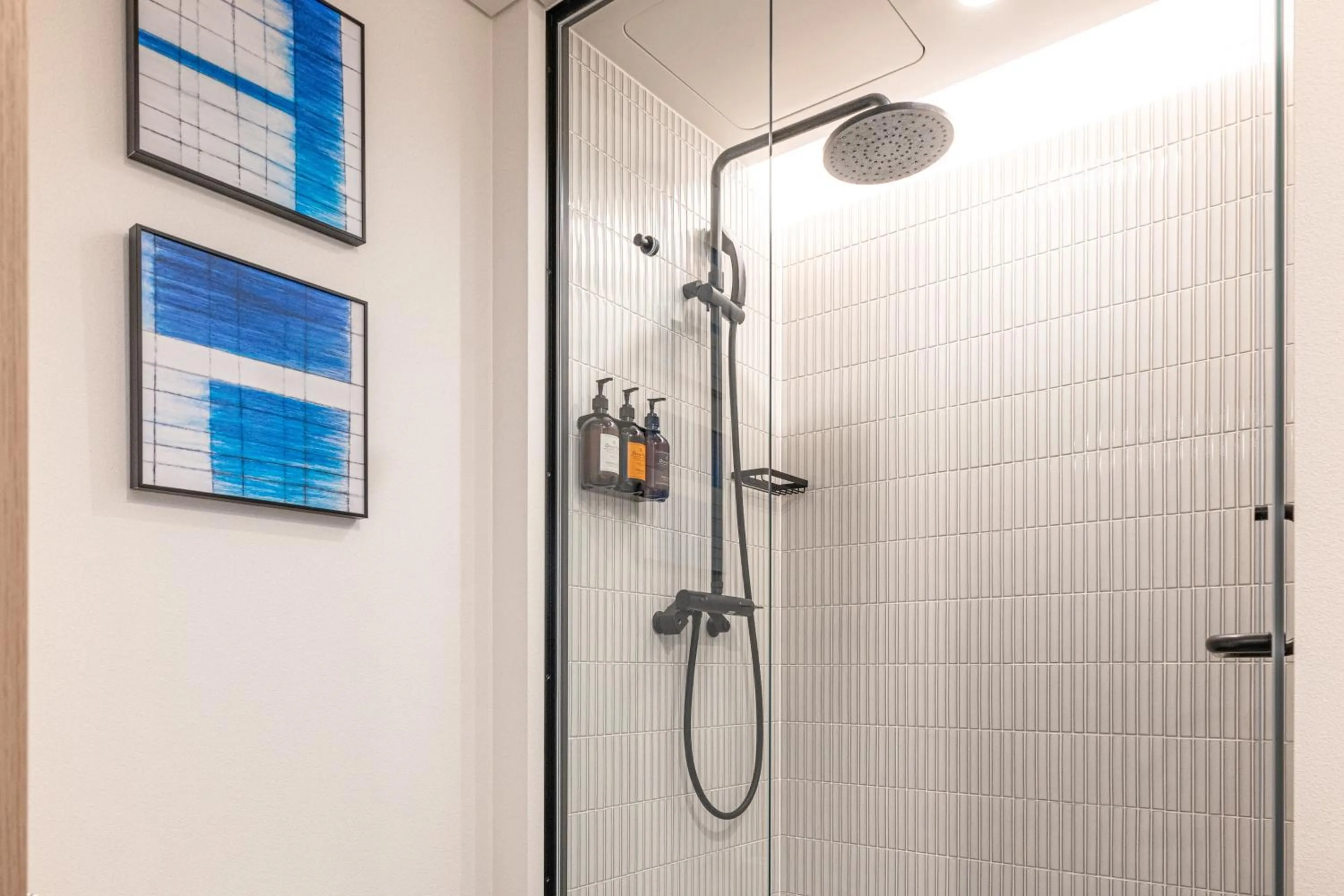 Shower in Nozo Hotel