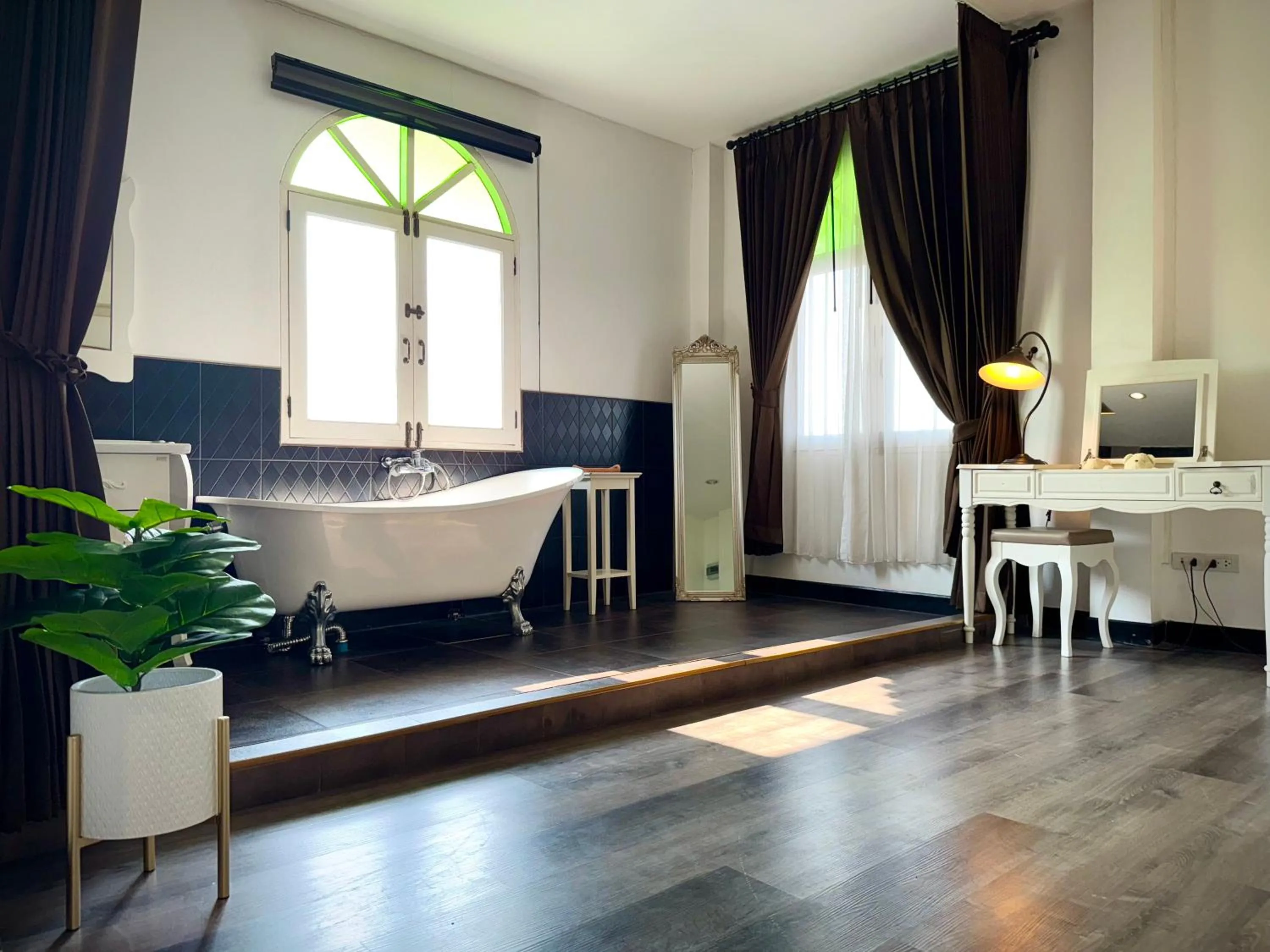 Hot Tub in Nidhra Lanna Hotel Chiang Mai