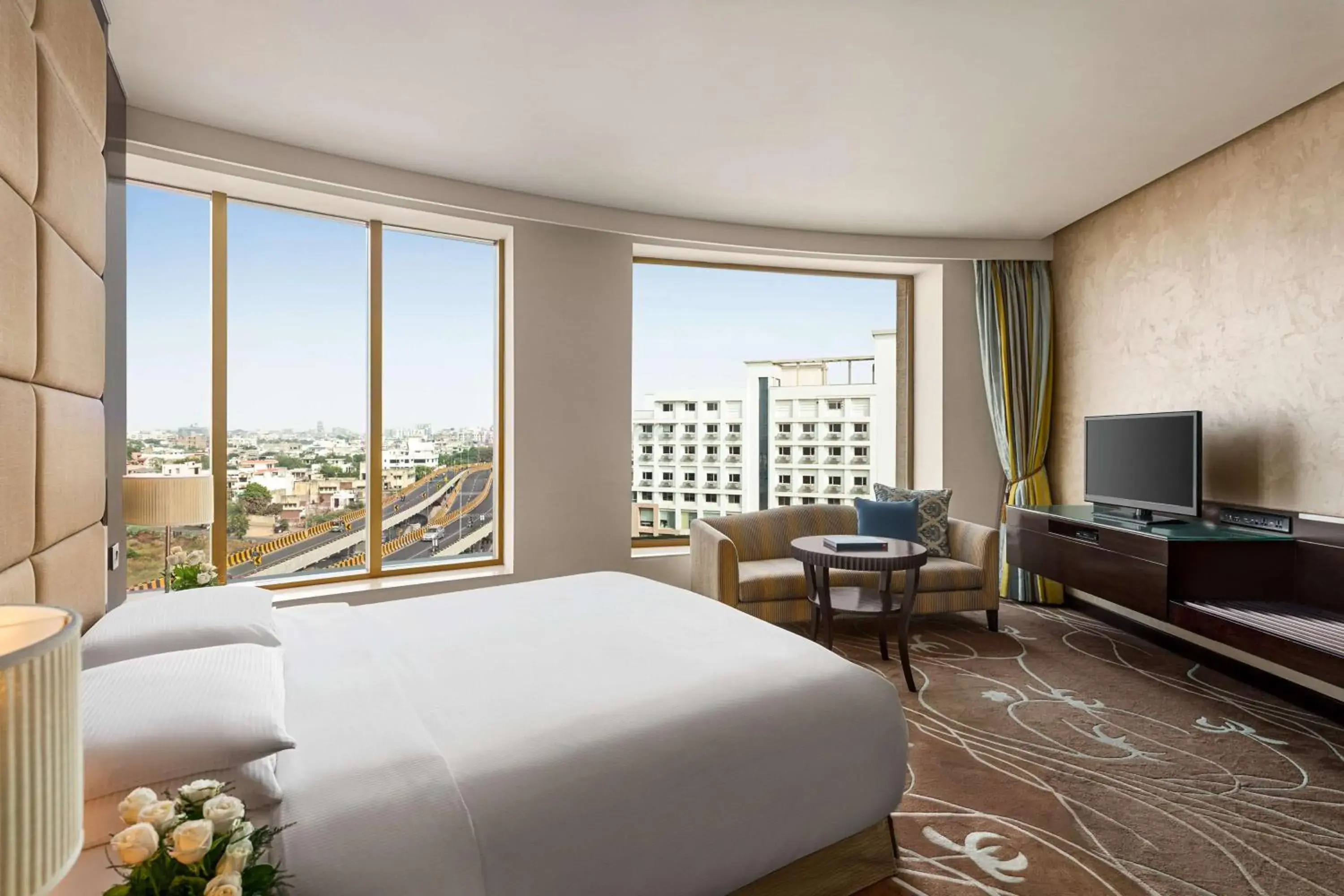 One-Bedroom King Suite with City View - single occupancy in Hilton Jaipur One-Bedroom King Suite with City View - single occupancy in Hilton Jaipur