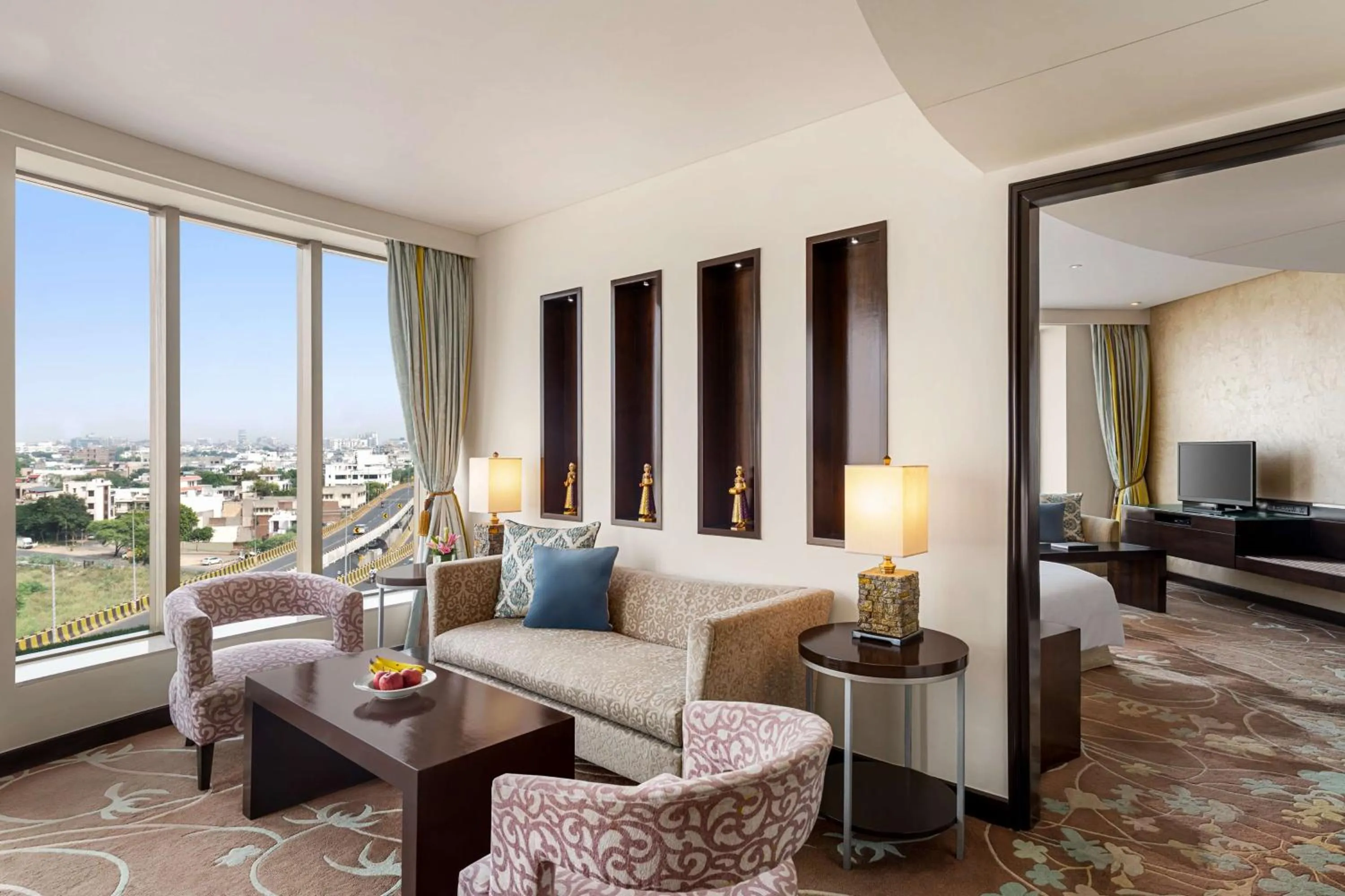 Living room in Hilton Jaipur