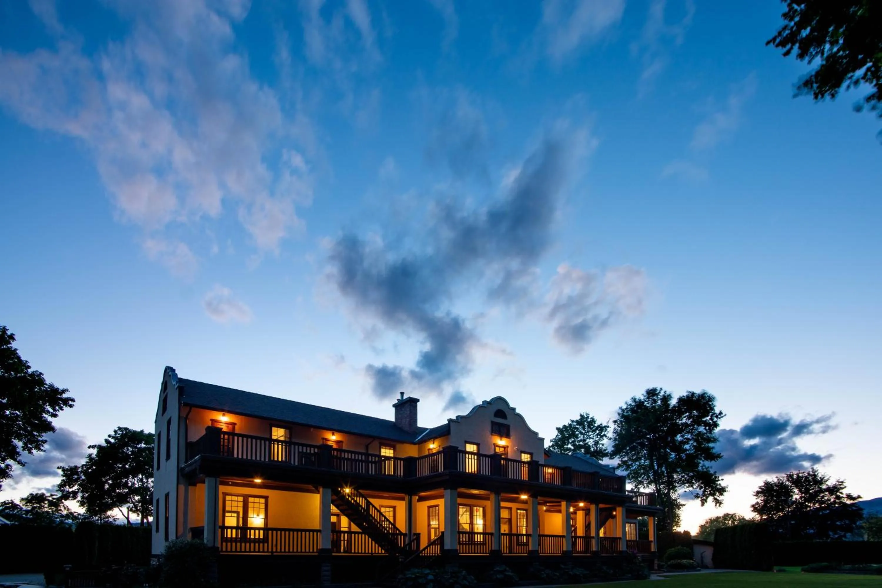 Property building in Naramata Inn