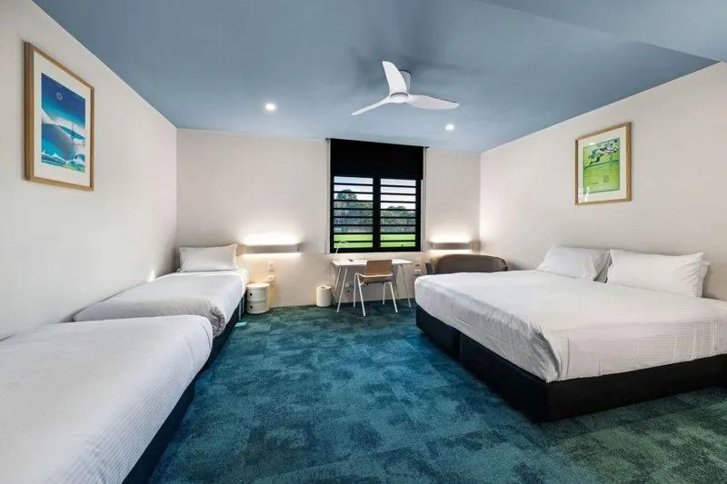 Bed in The Lodge, Blacktown - Sydney