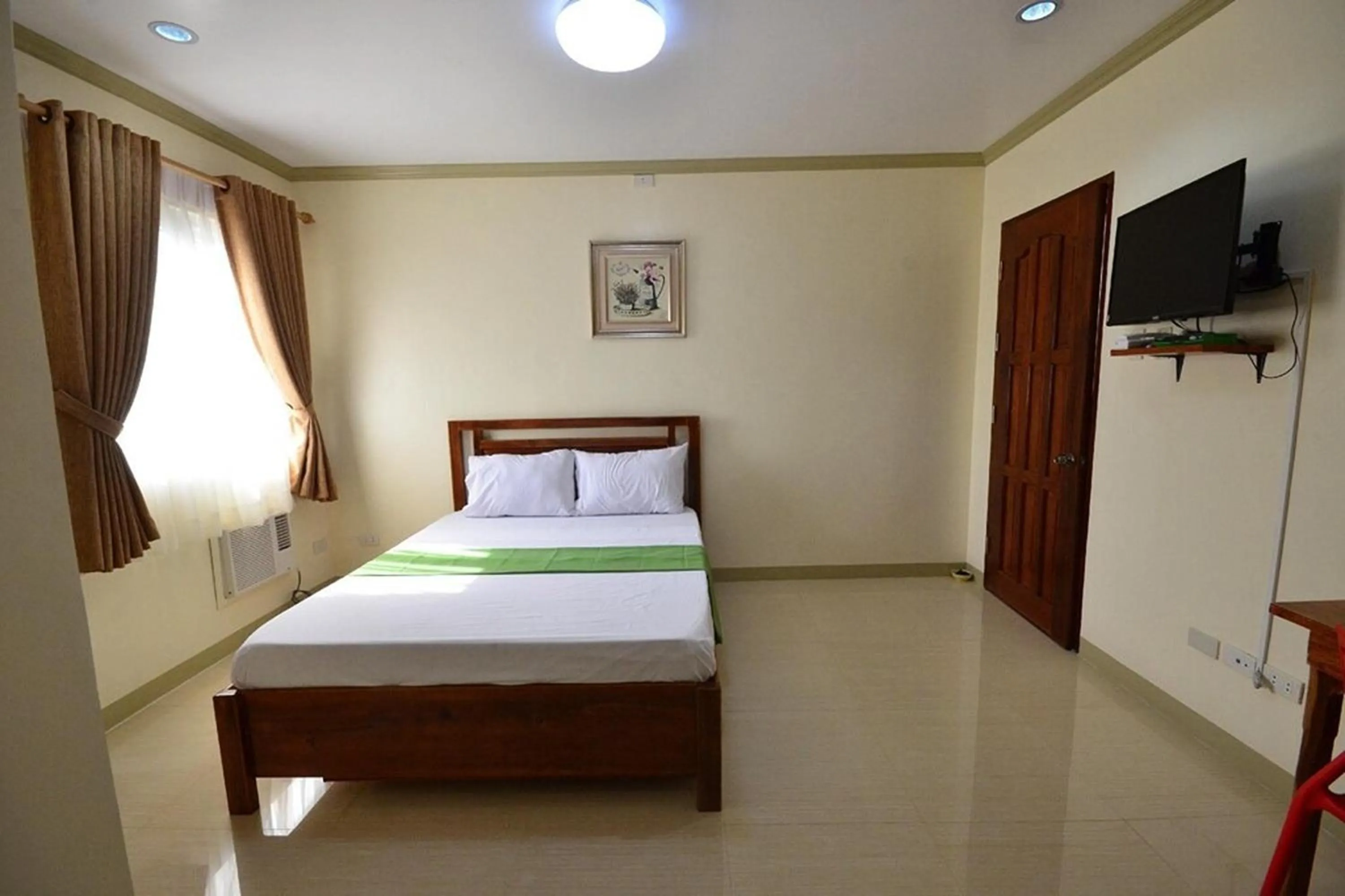 Bedroom, Bed in Gilin Suites Puerto Princesa Palawan