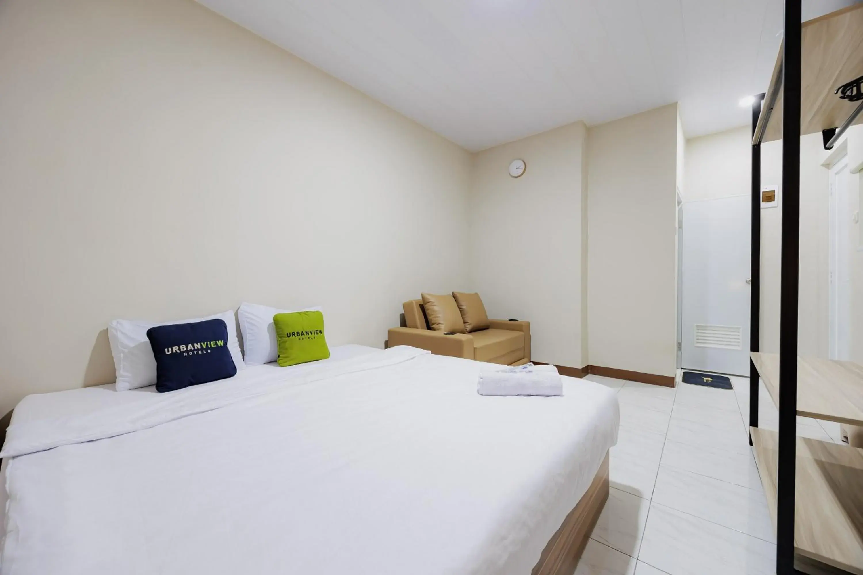 Suite in Urbanview Petukangan Mansion Jakarta Suite in Urbanview Petukangan Mansion Jakarta