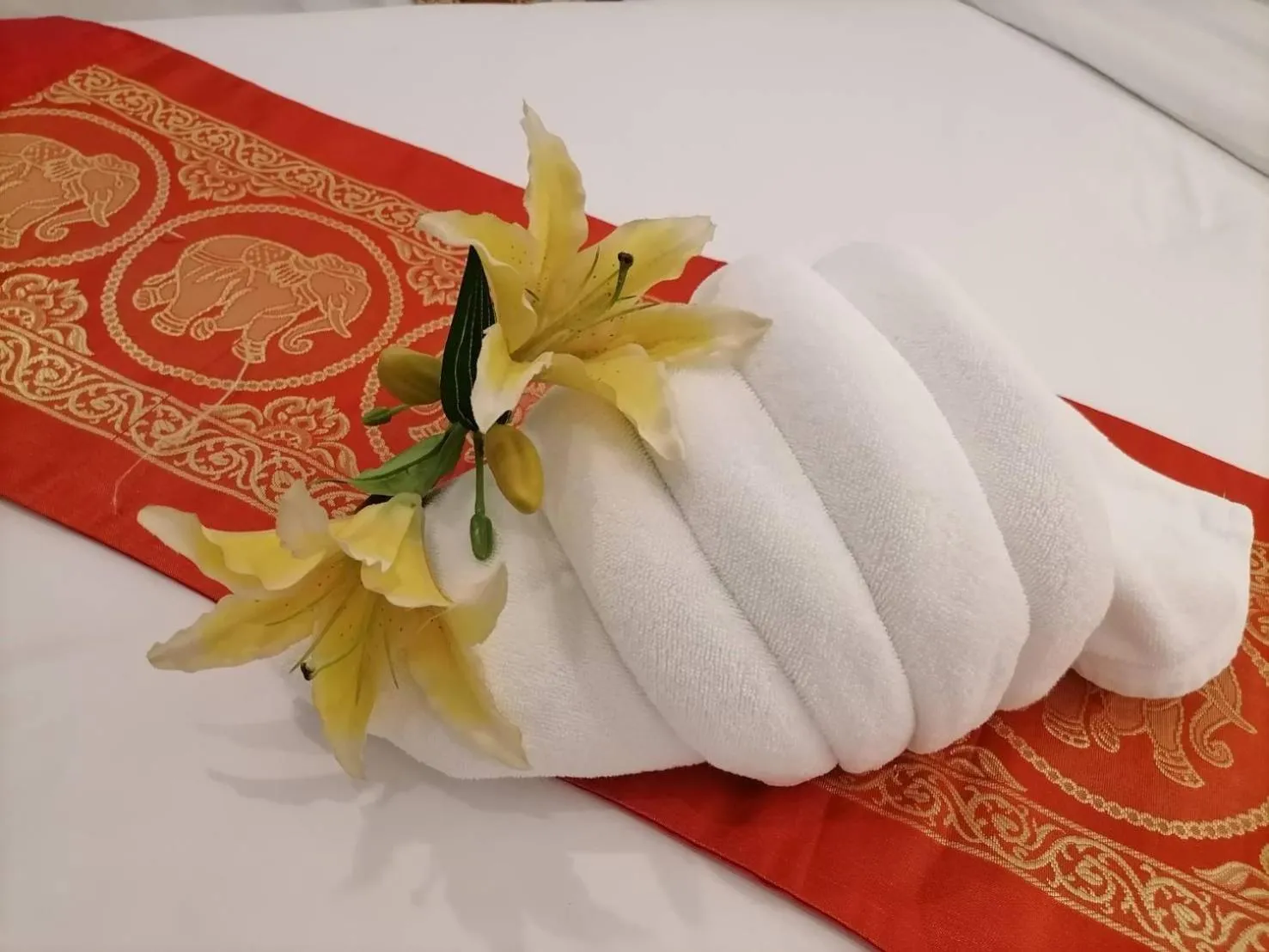 Photo of the whole room in NJ PATONG HOTEL