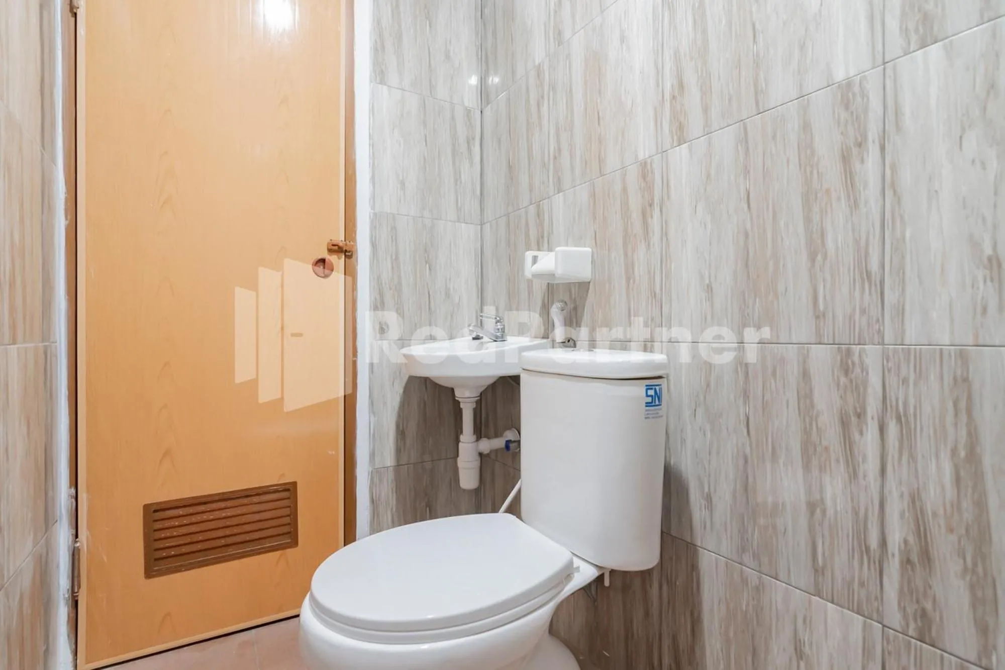 Toilet in D'Valley View Lembang Mitra RedDoorz