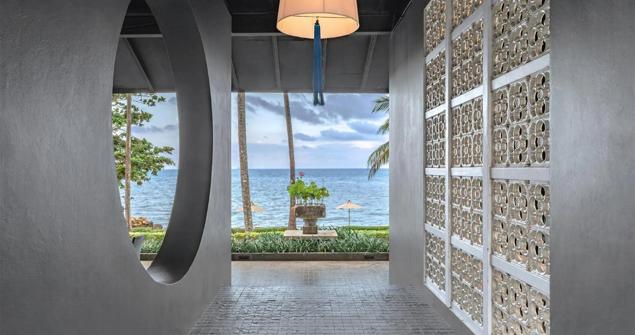 Restaurant/places to eat in Awa Resort Koh Chang