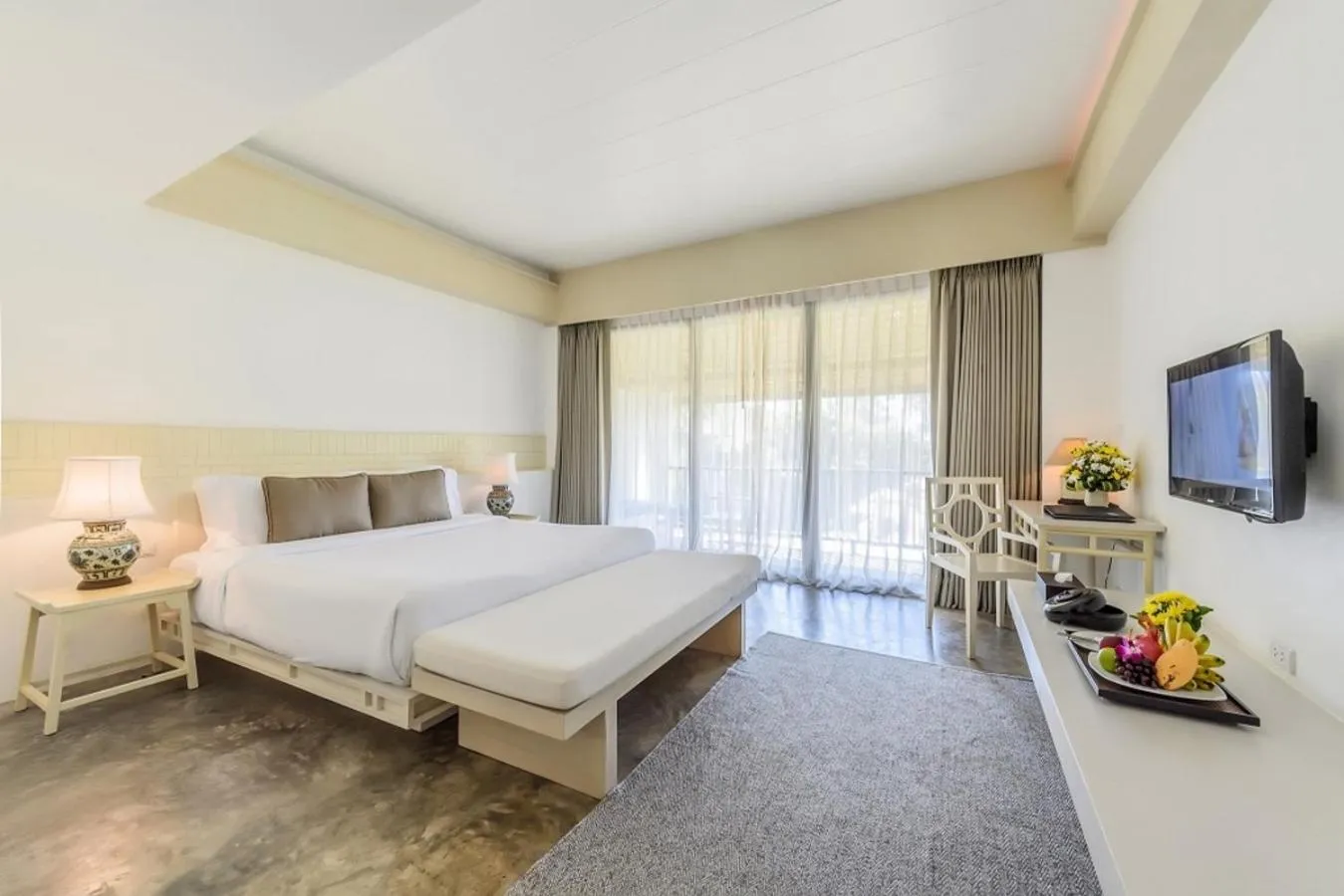 Bed in Awa Resort Koh Chang