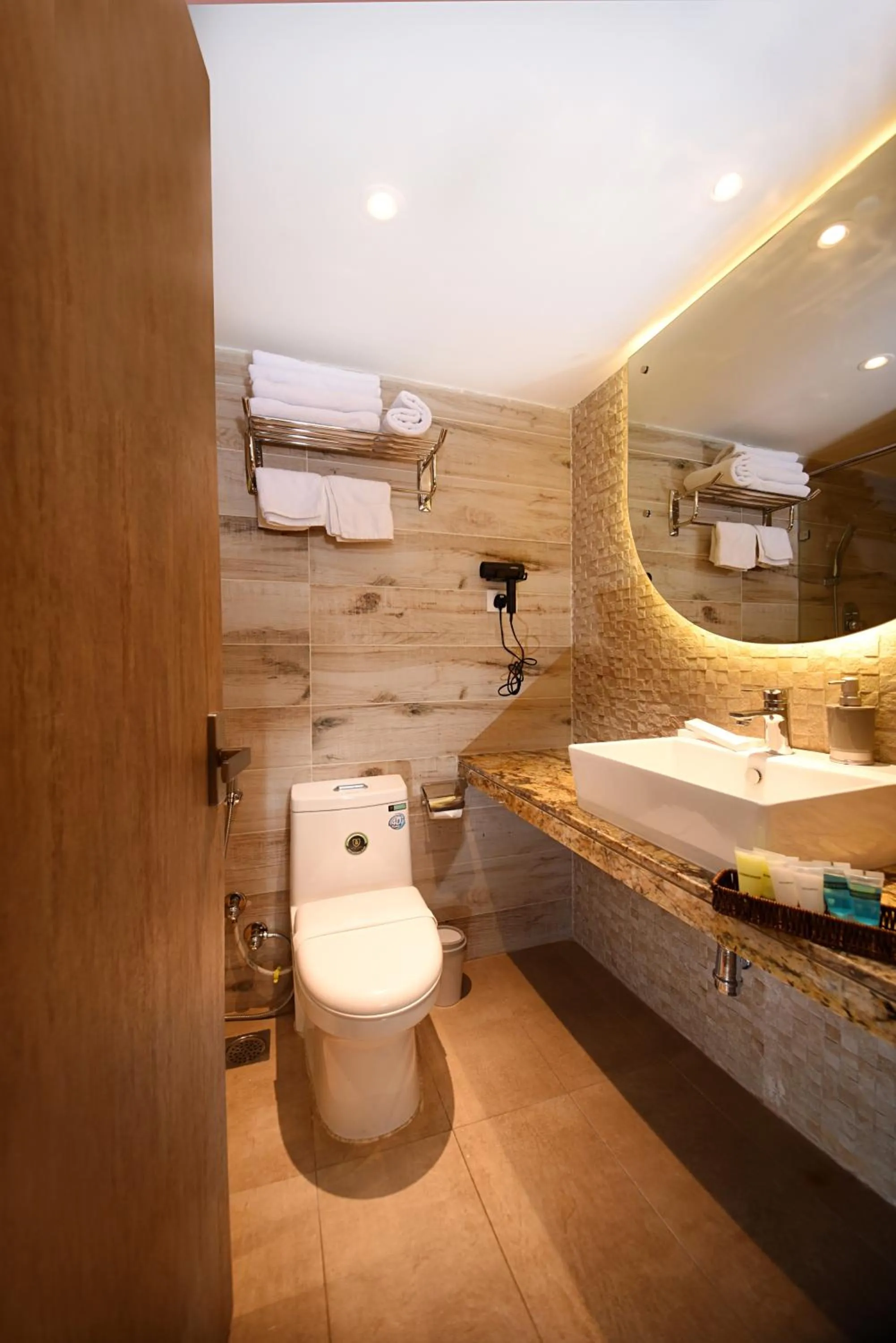 Toilet in Daali Hotel & Apartment