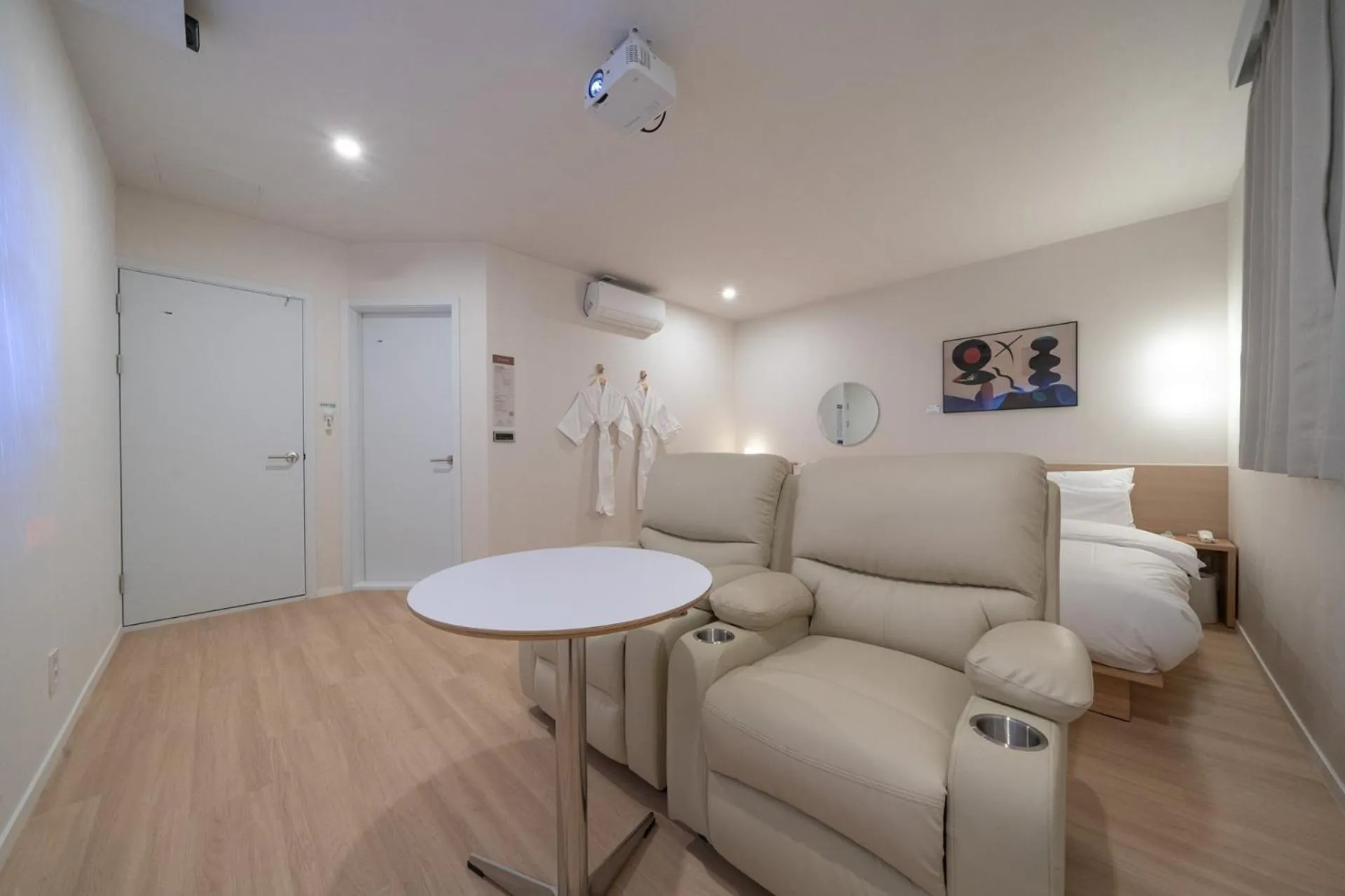 Photo of the whole room in Aank Hotel Ilsan