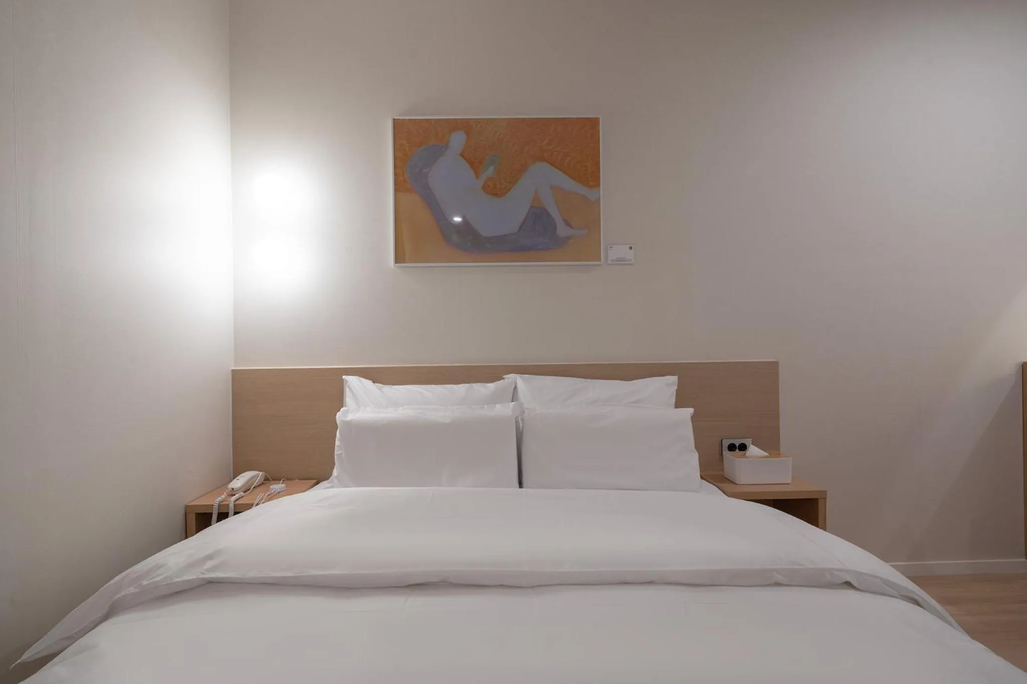 Photo of the whole room, Bed in Aank Hotel Ilsan